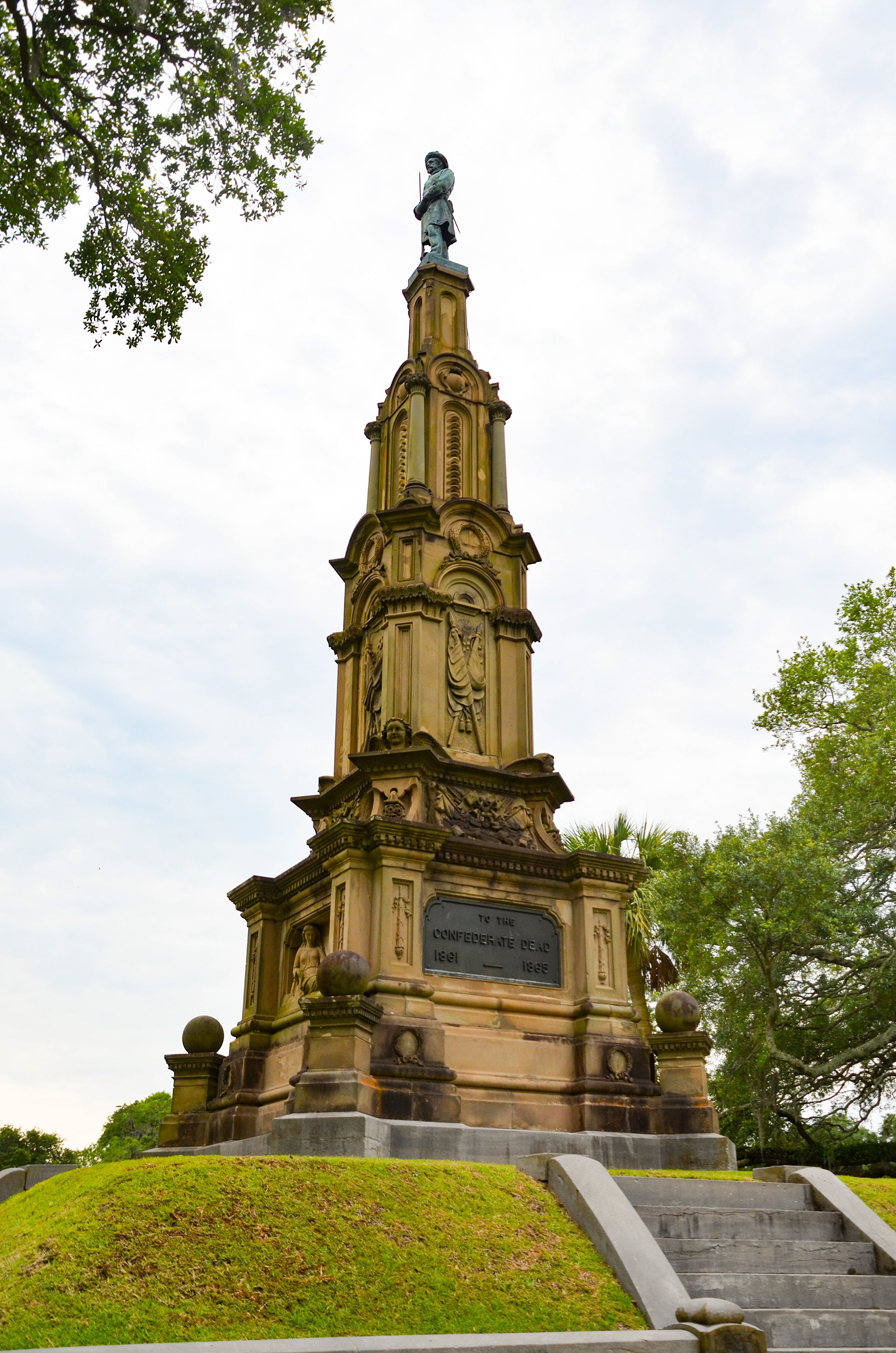 Monument in Forsyth Park, Savannah