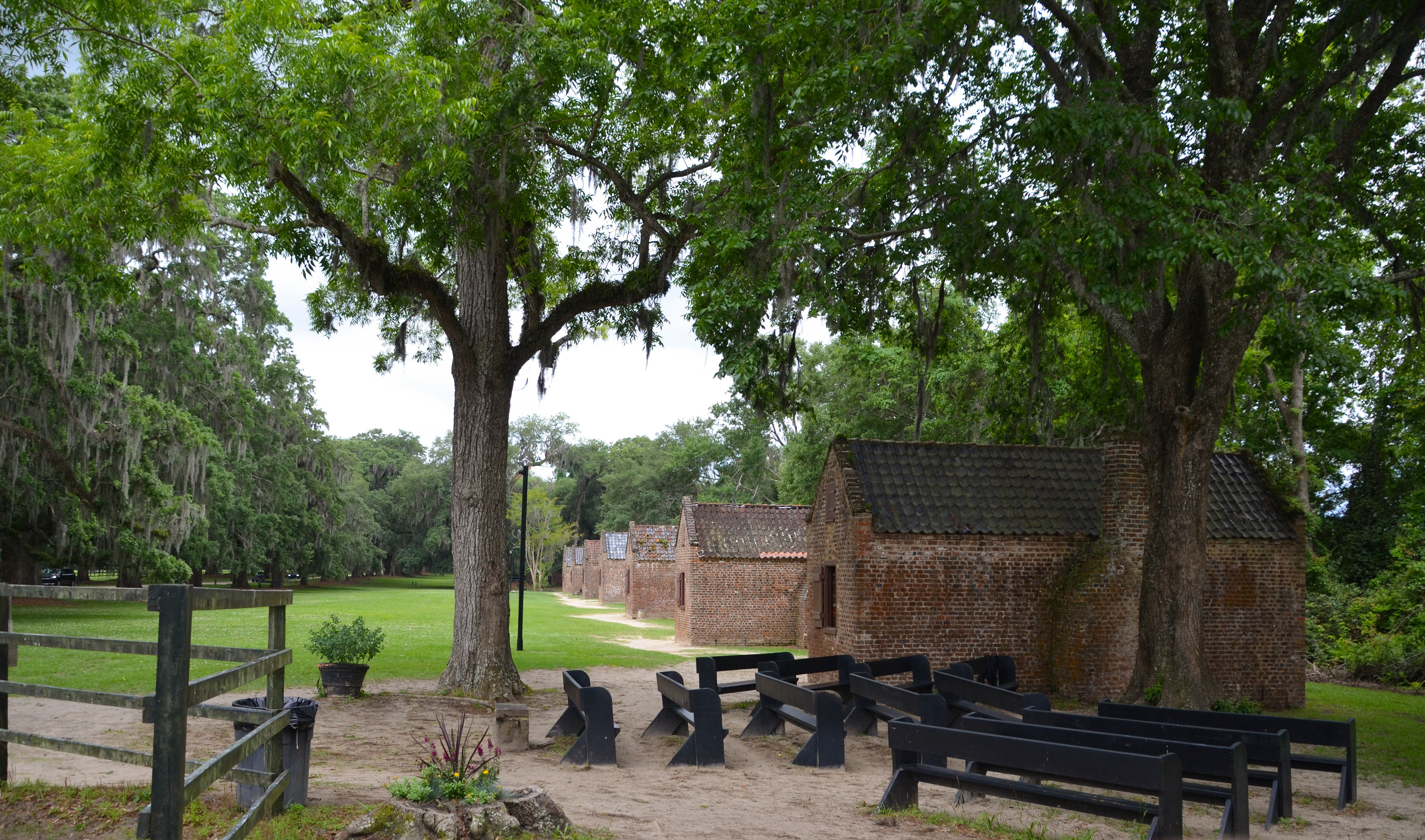 Slave Quarters - Boone Hall Plantation and Gardens - Mt. Pleasant