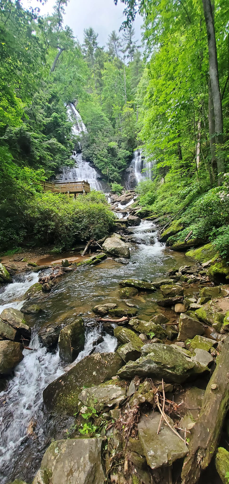 Anna Ruby Falls, Helen