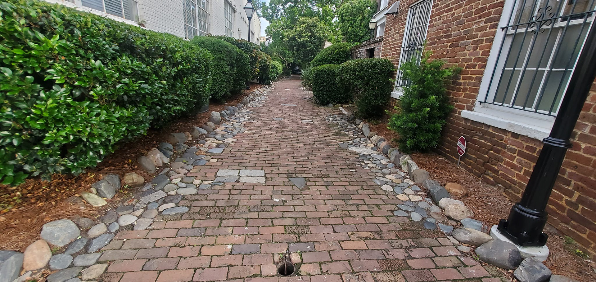 Philidelphia Alley, Charleston