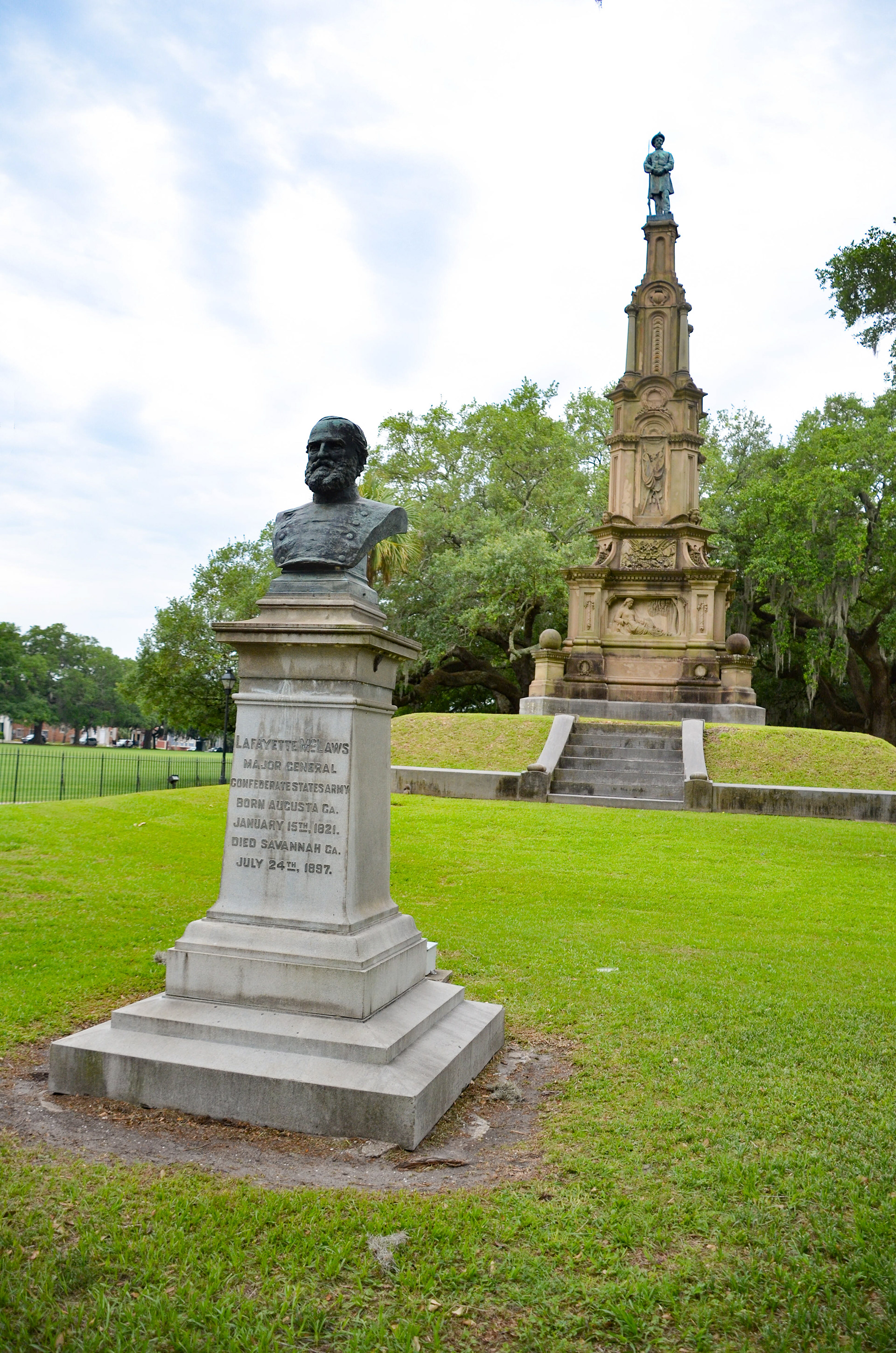 Monument in Forsyth Park - Savannah