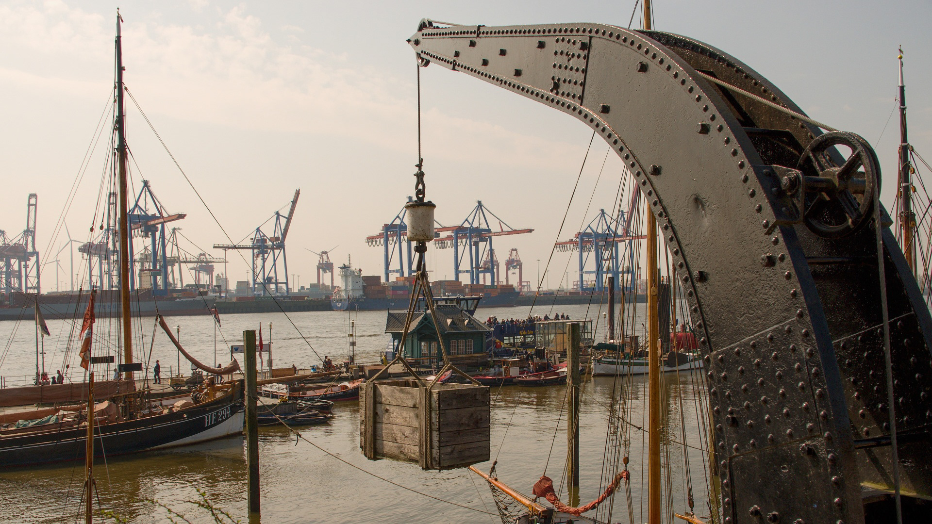 museumshafen oevelgönne in hamburg
