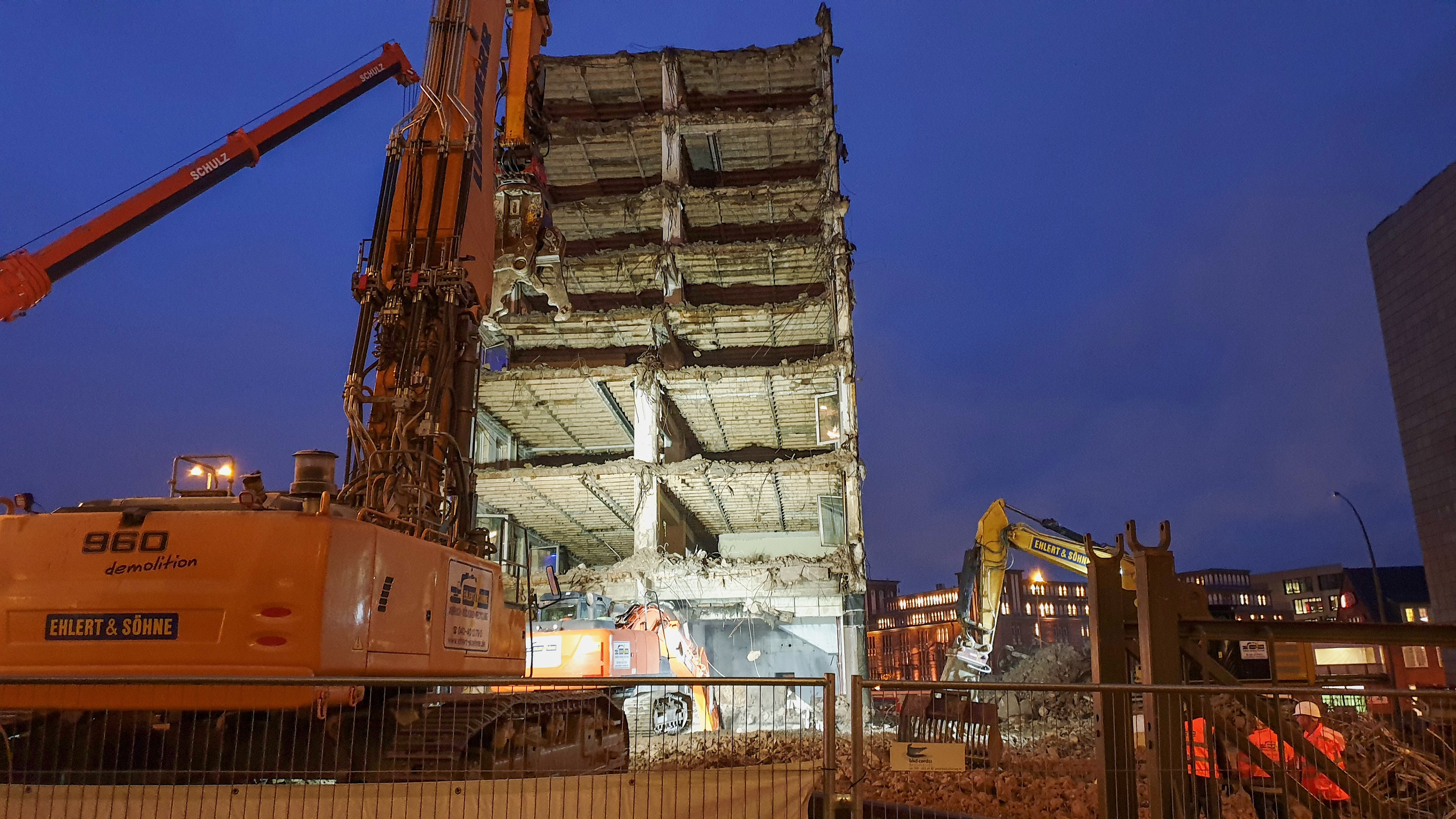 abriss der city-hochhäuser in hamburg 2019
