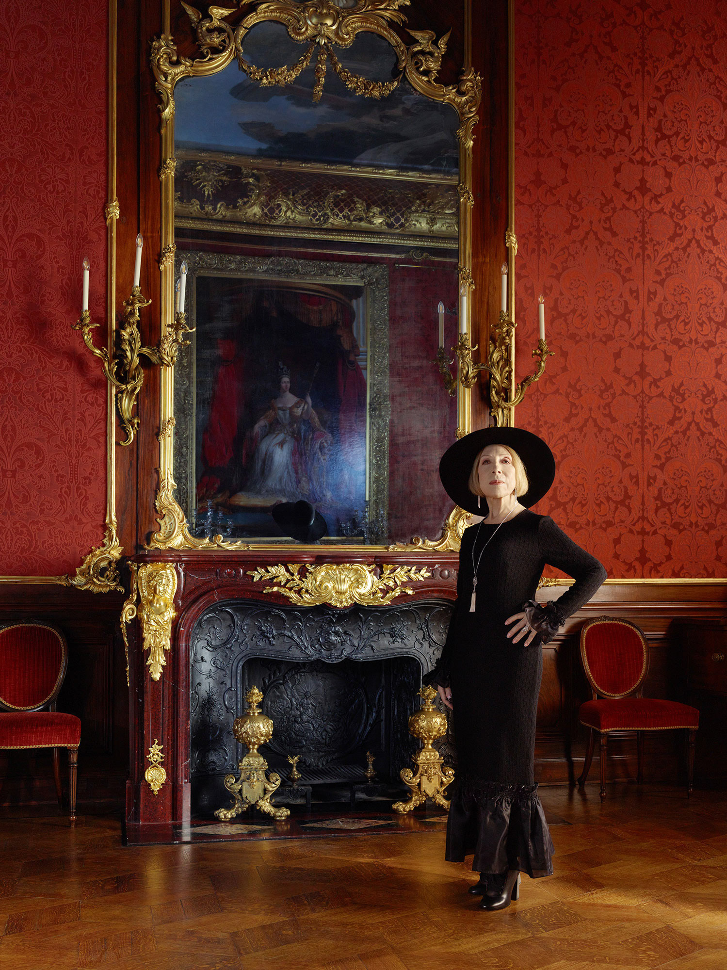 Инна Чурикова