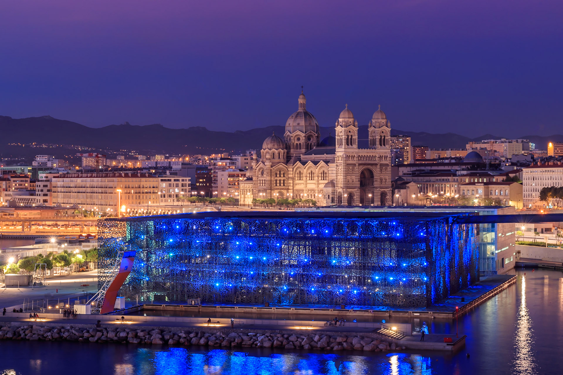 Mucem by night
