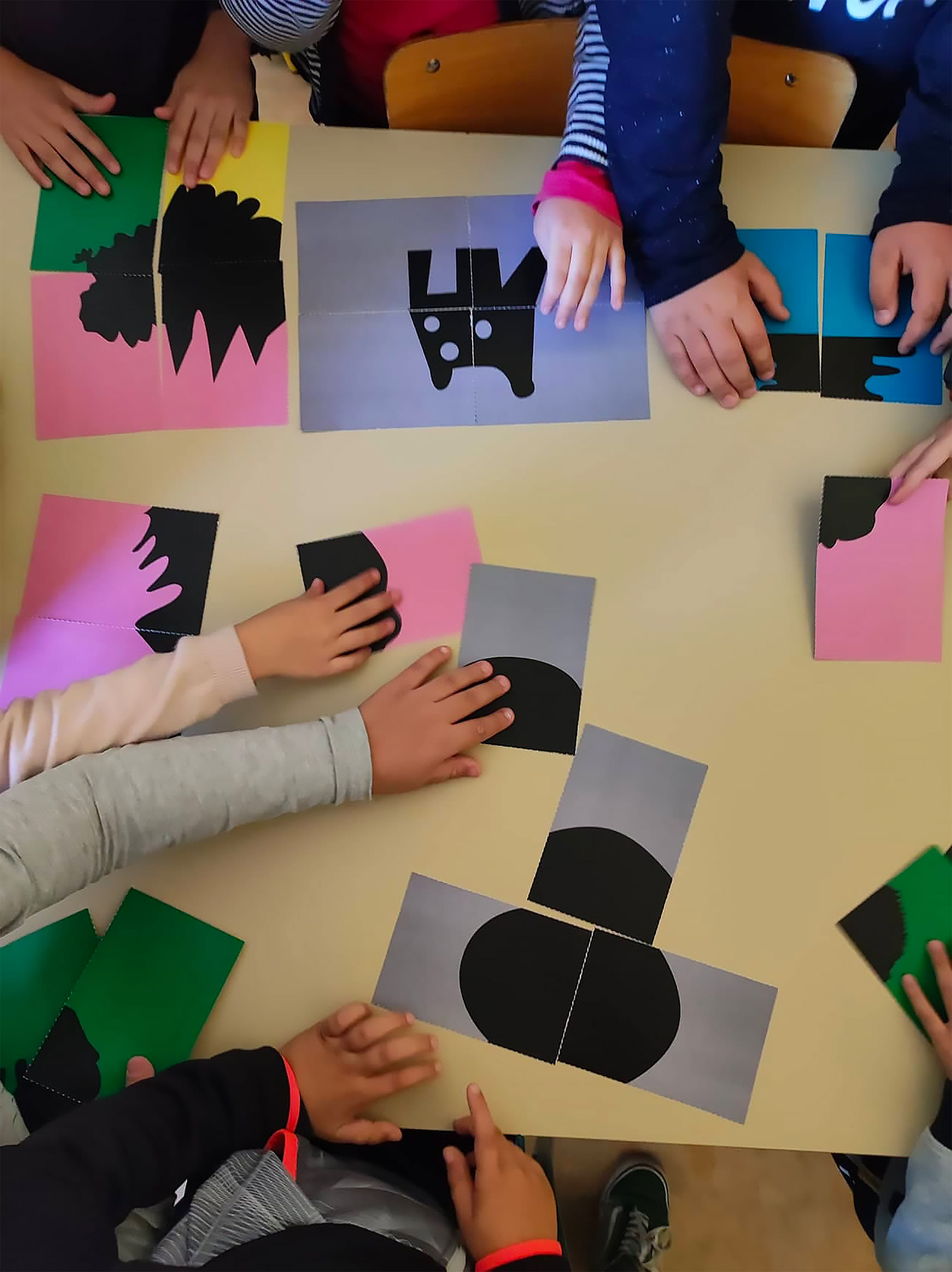 Expérimentation prototype N°0 avec les enfants de CP/CE1 lors de la résidence Jeunes ESTivants à Joinville (Haute-Marne) - été 2021.