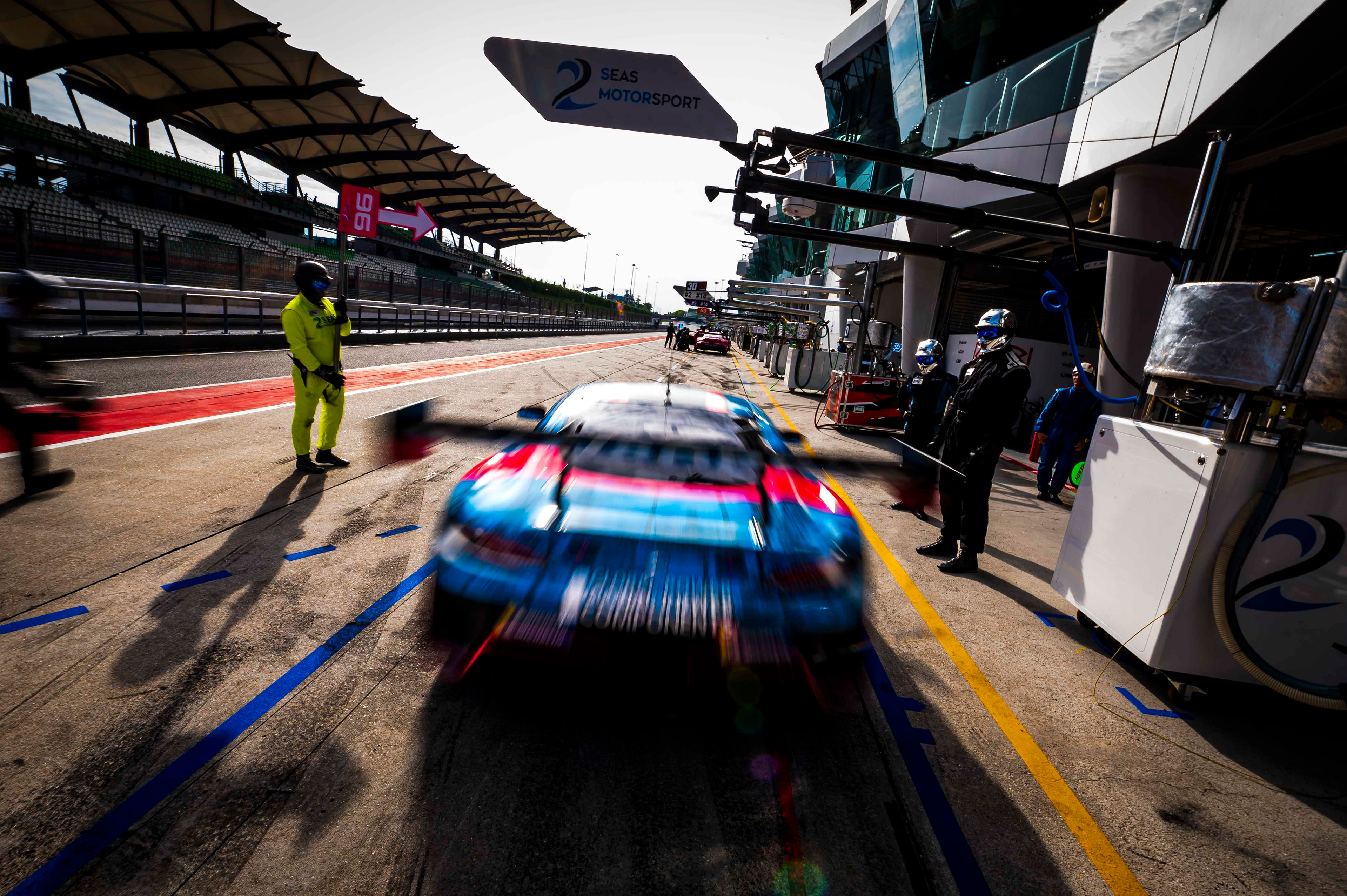 #96 2 Seas Motorsport Mercedes-AMG GT3 EVO: Anthony Mcintosh, Parker Thompson, Ben Barnicoat