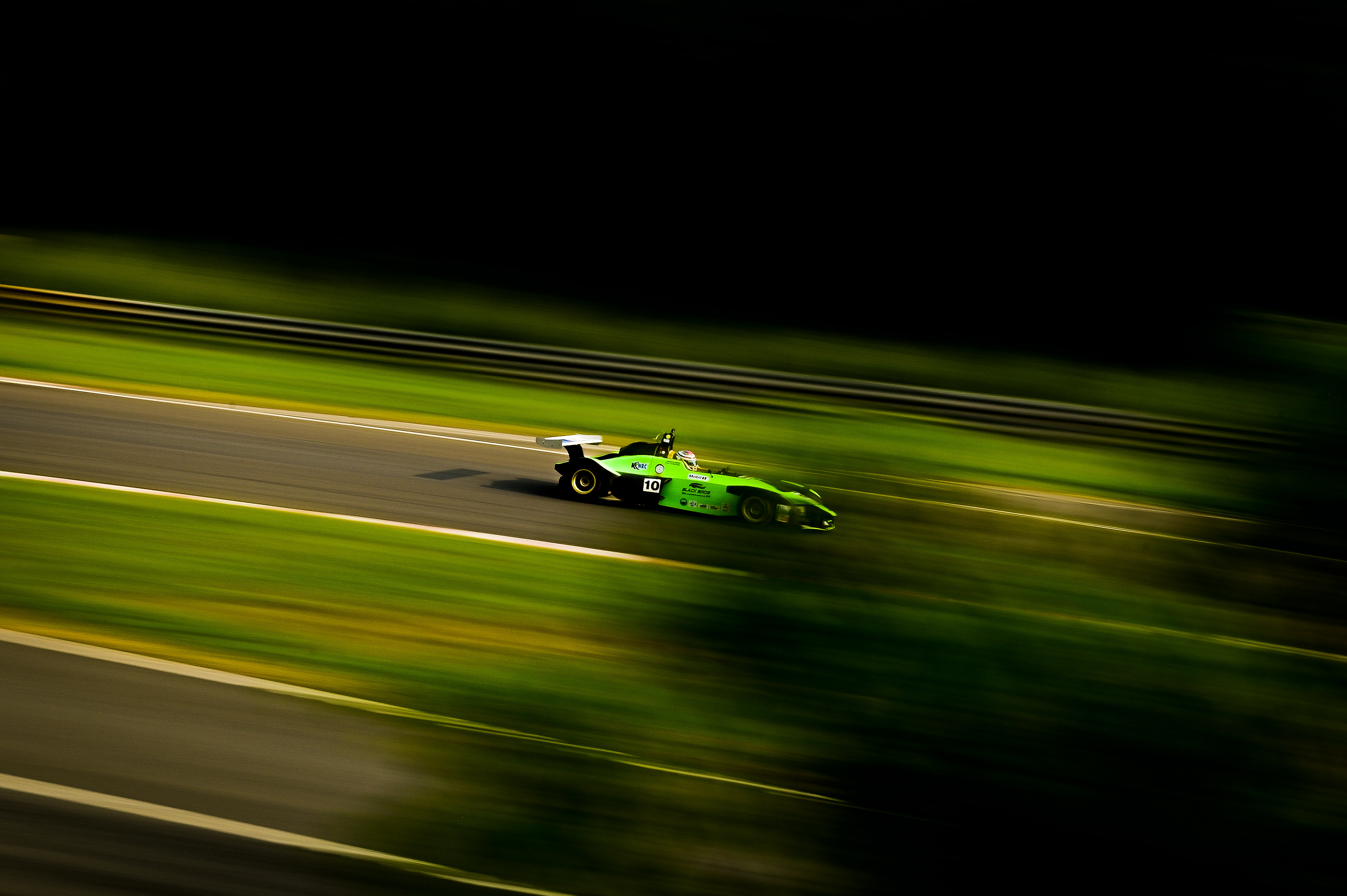 Turn 1 - Madras International Circuit