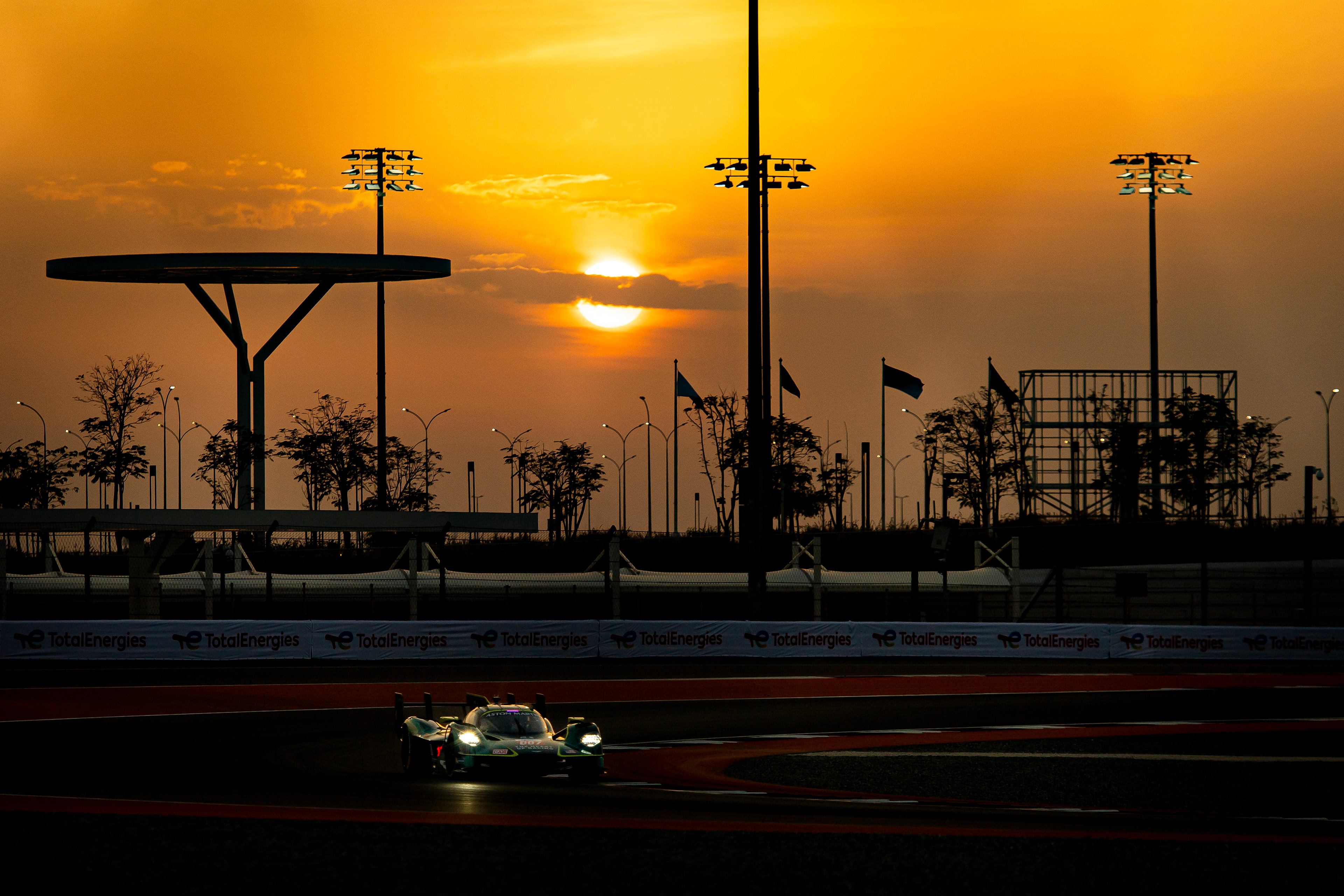 #7 Aston Martin Thor Team Aston Martin Valkyrie: Harry Tincknell, Tom Gamble, Ross Gunn © 2024-2025 Shameem Fahath