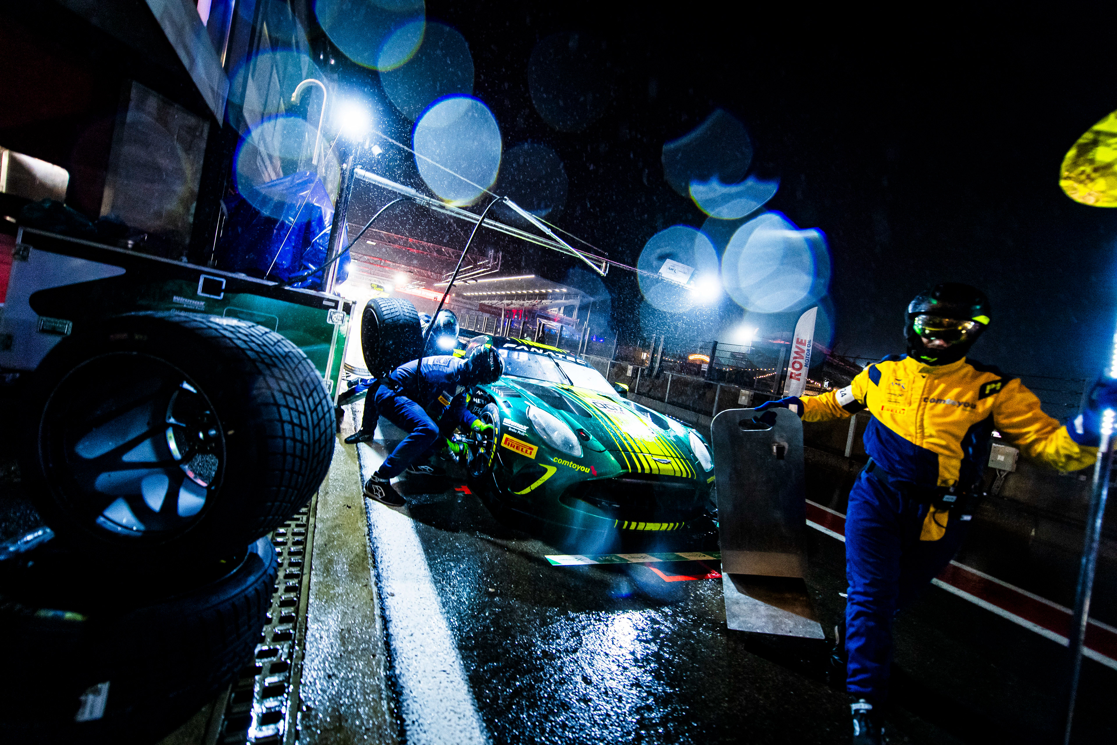 #7 Comtoyou Racing Aston Martin Vantage AMR GT3 EVO: Mattia Drudi, Nicki Thiim, Marco Sorensen