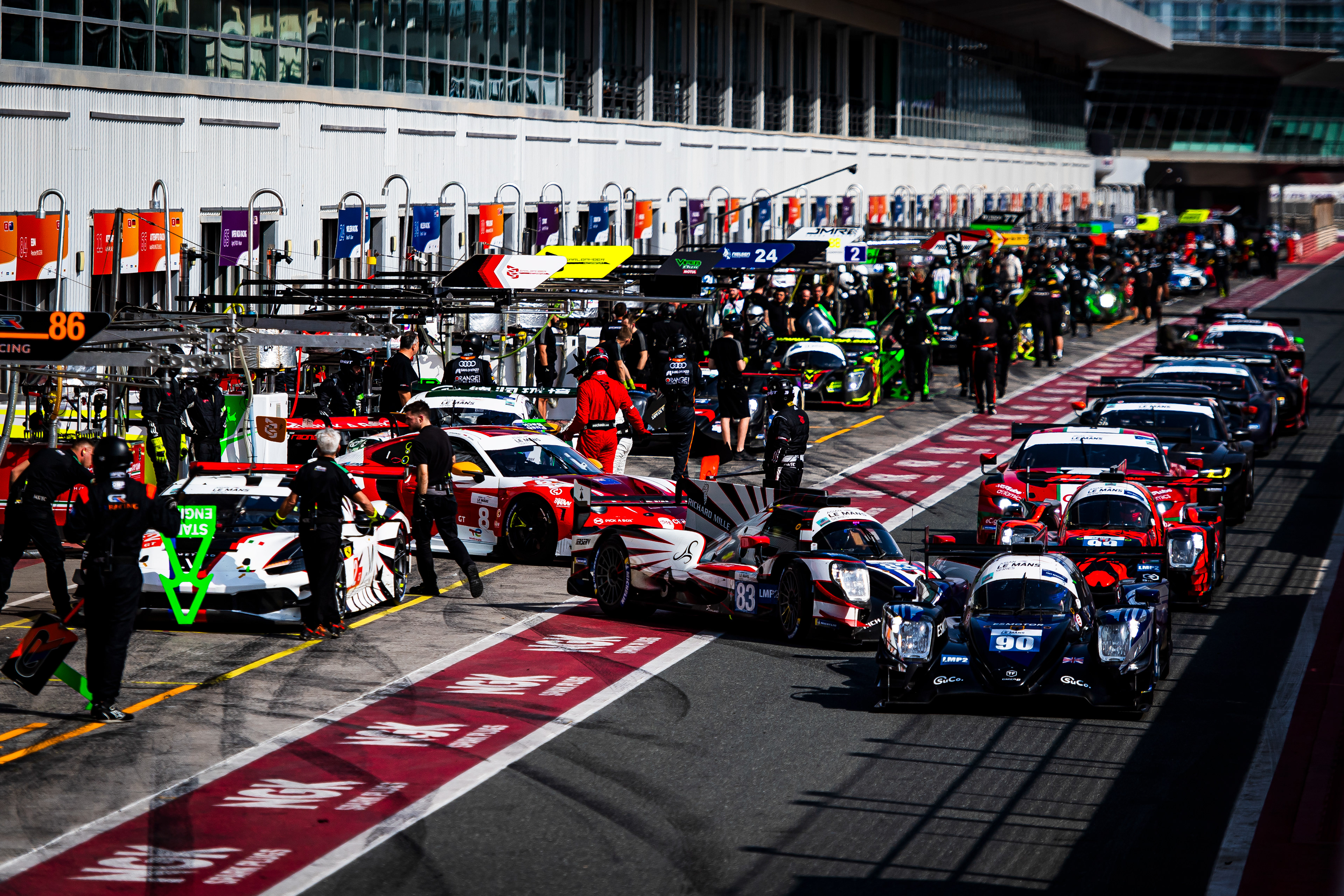 Pit Lane Traffic