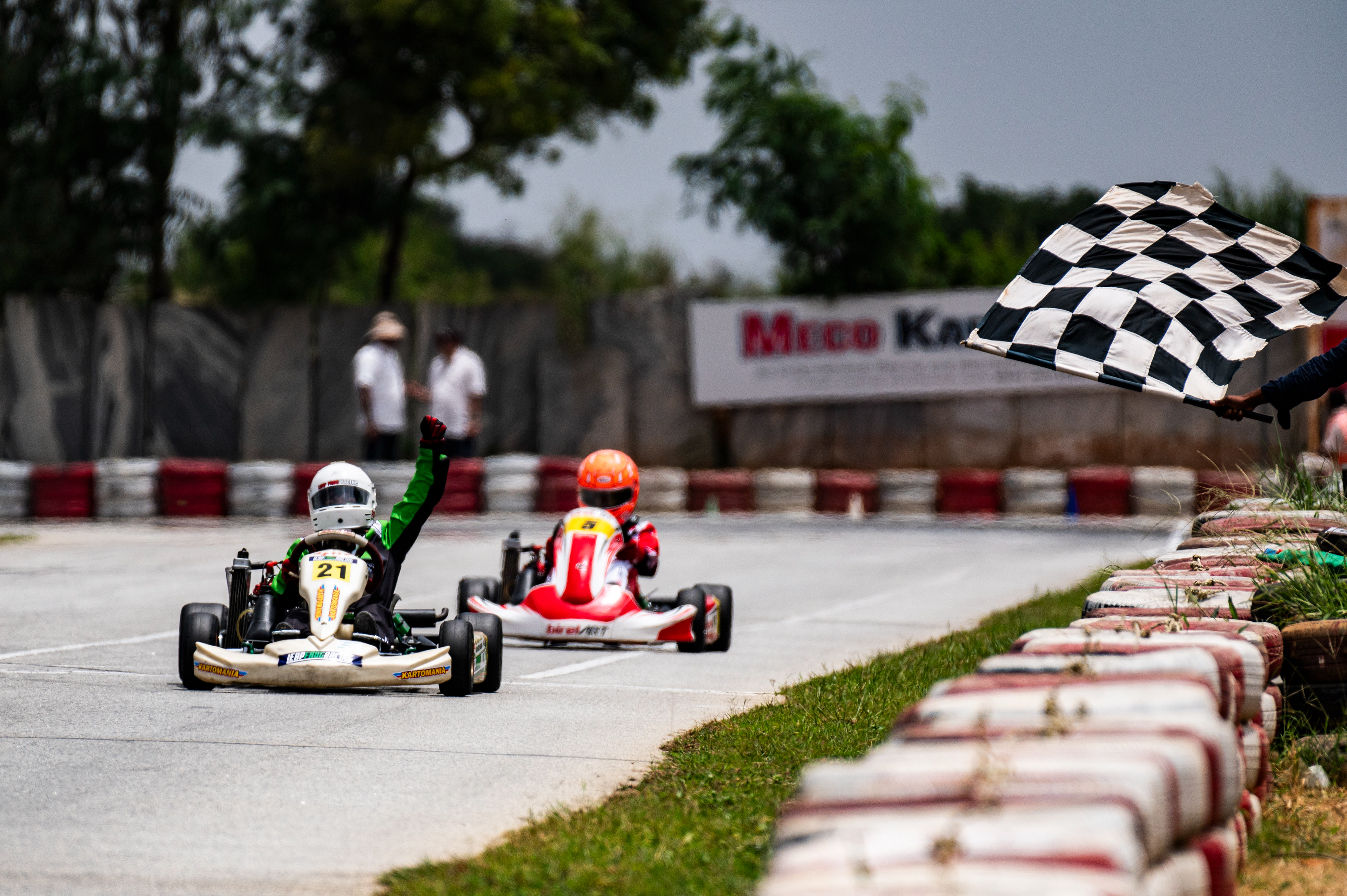 Team Leap Frog Racing.