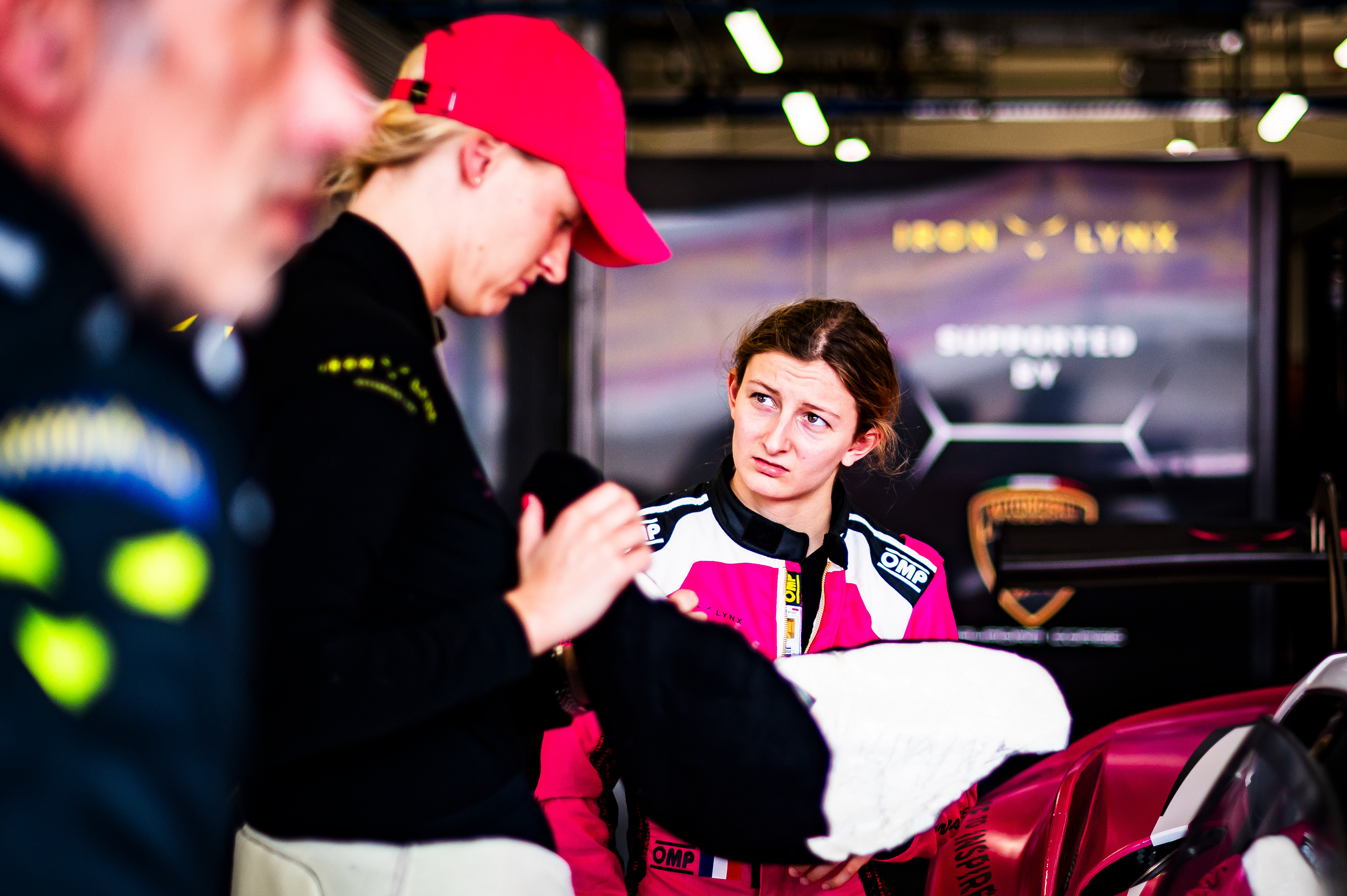 #85 IRON DAMES ITA G Lamborghini Huracan LMGT3 Evo2 of  Doriane Pin, Michelle Gatting 