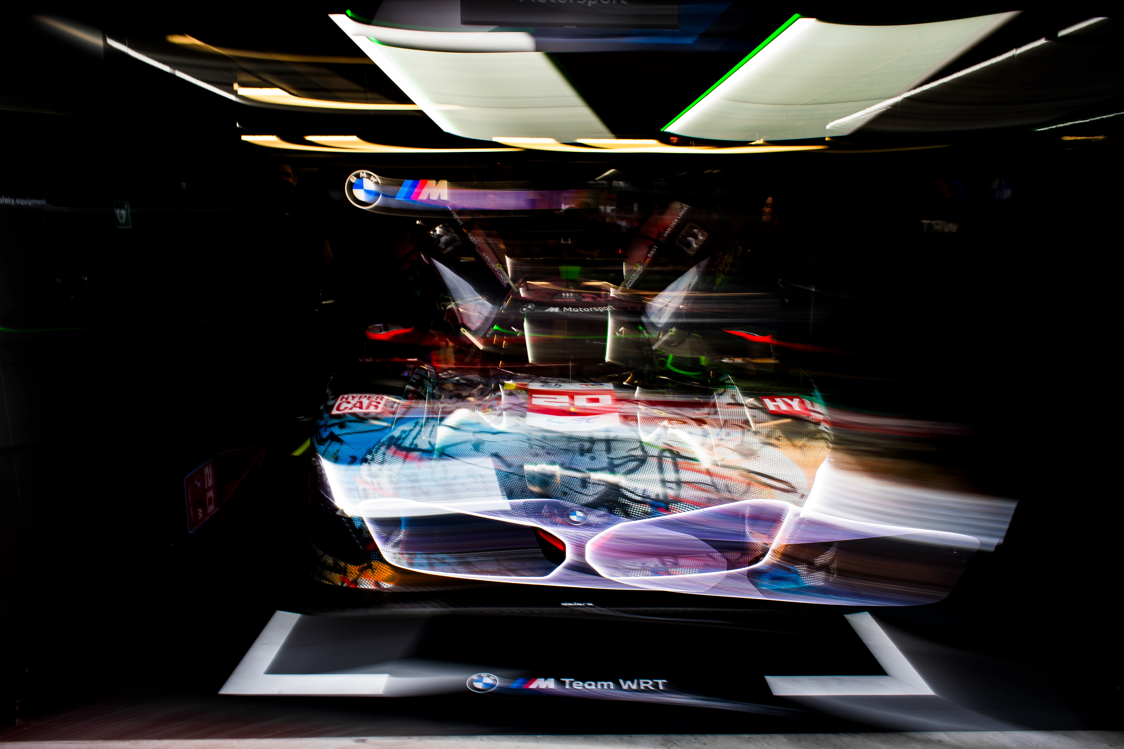 #20 BMW M Team WRT BMW M Hybrid V8: Sheldon Van Der Linde, Robin Frijns, Rene Rast