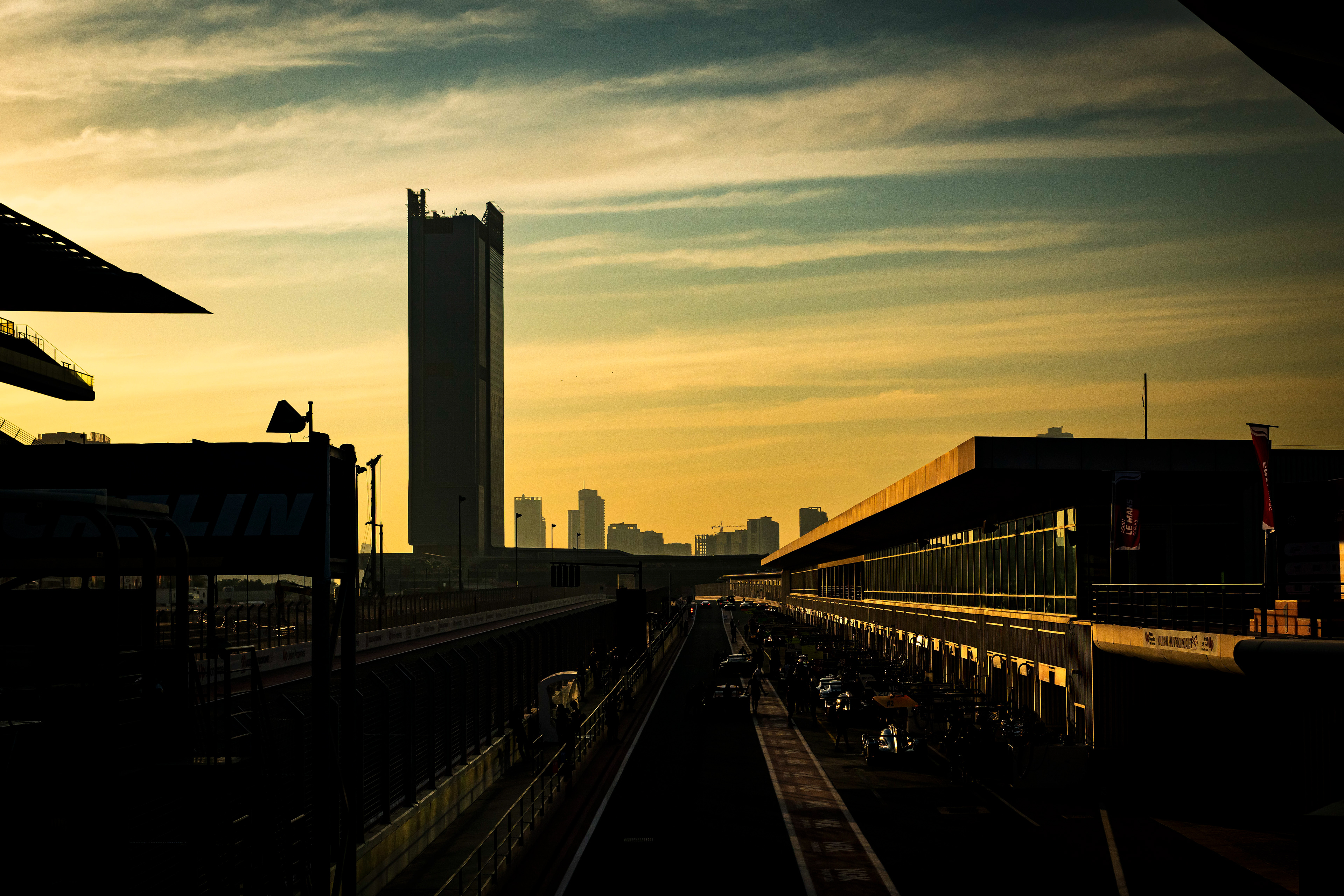 Dubai Autodrome © 2024-2025 Shameem Fahath