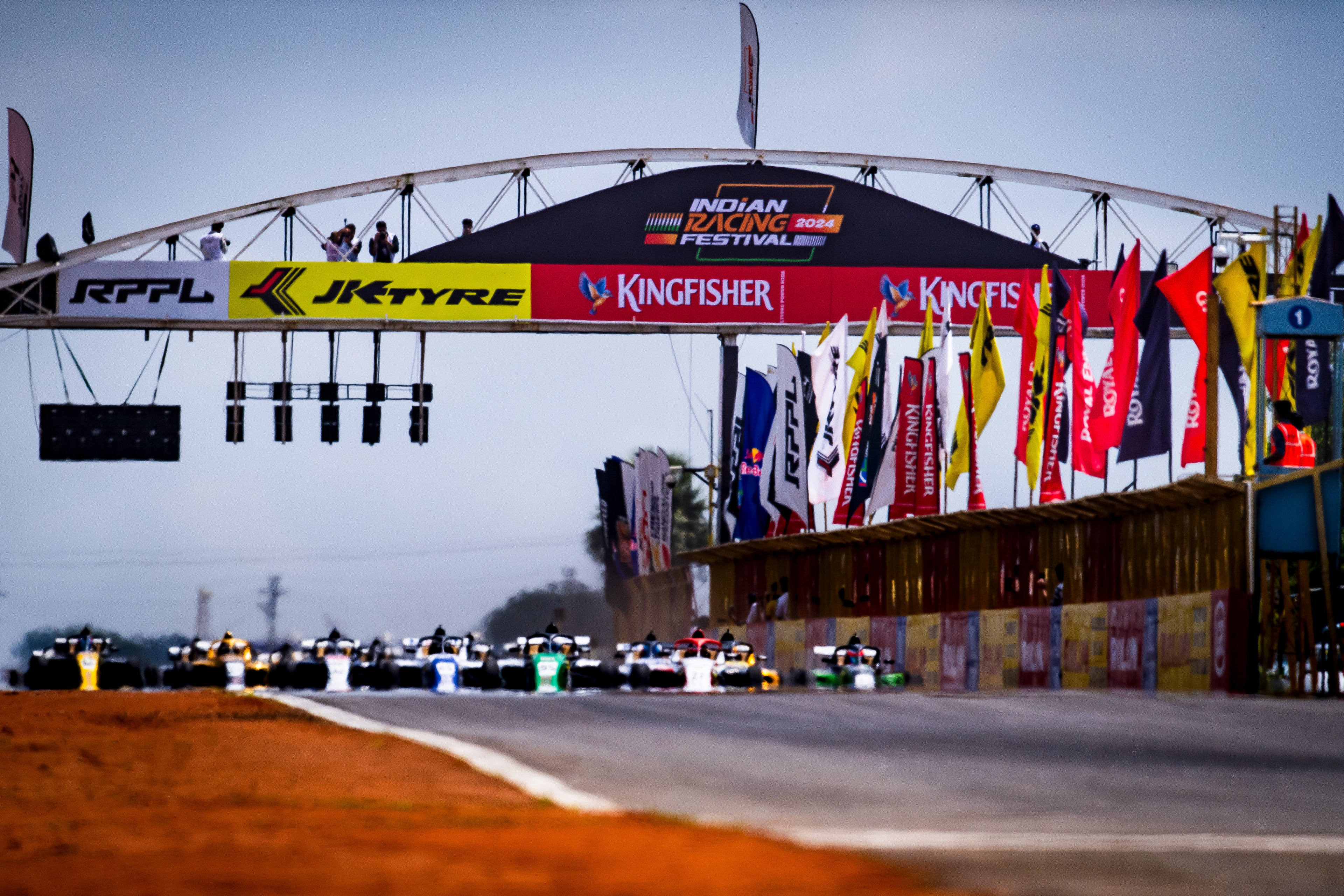 Indian F4 Championship Race Start