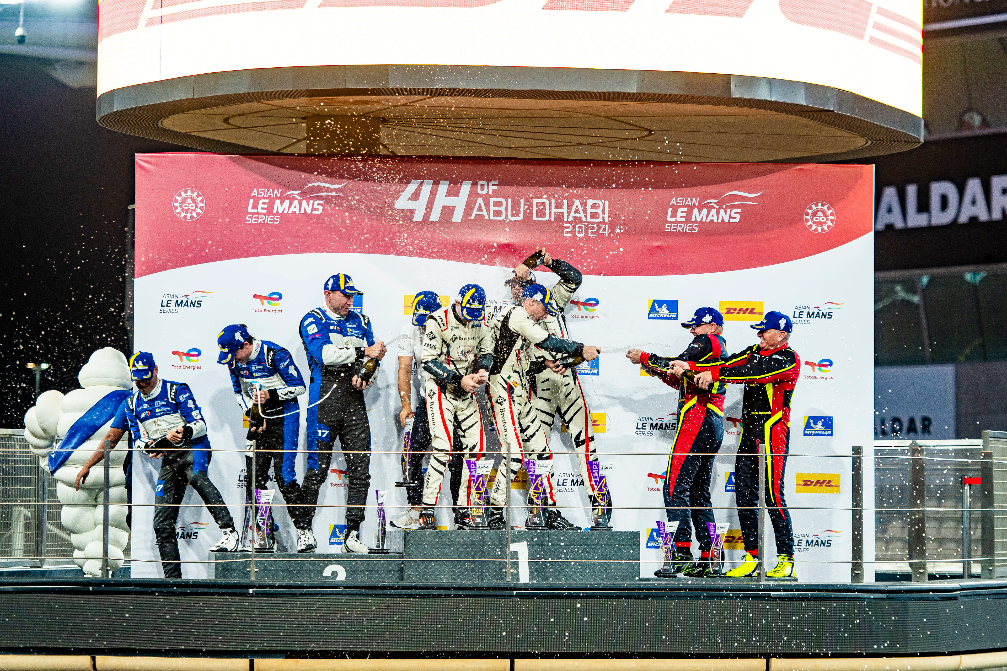 R2 LMP3 Podium