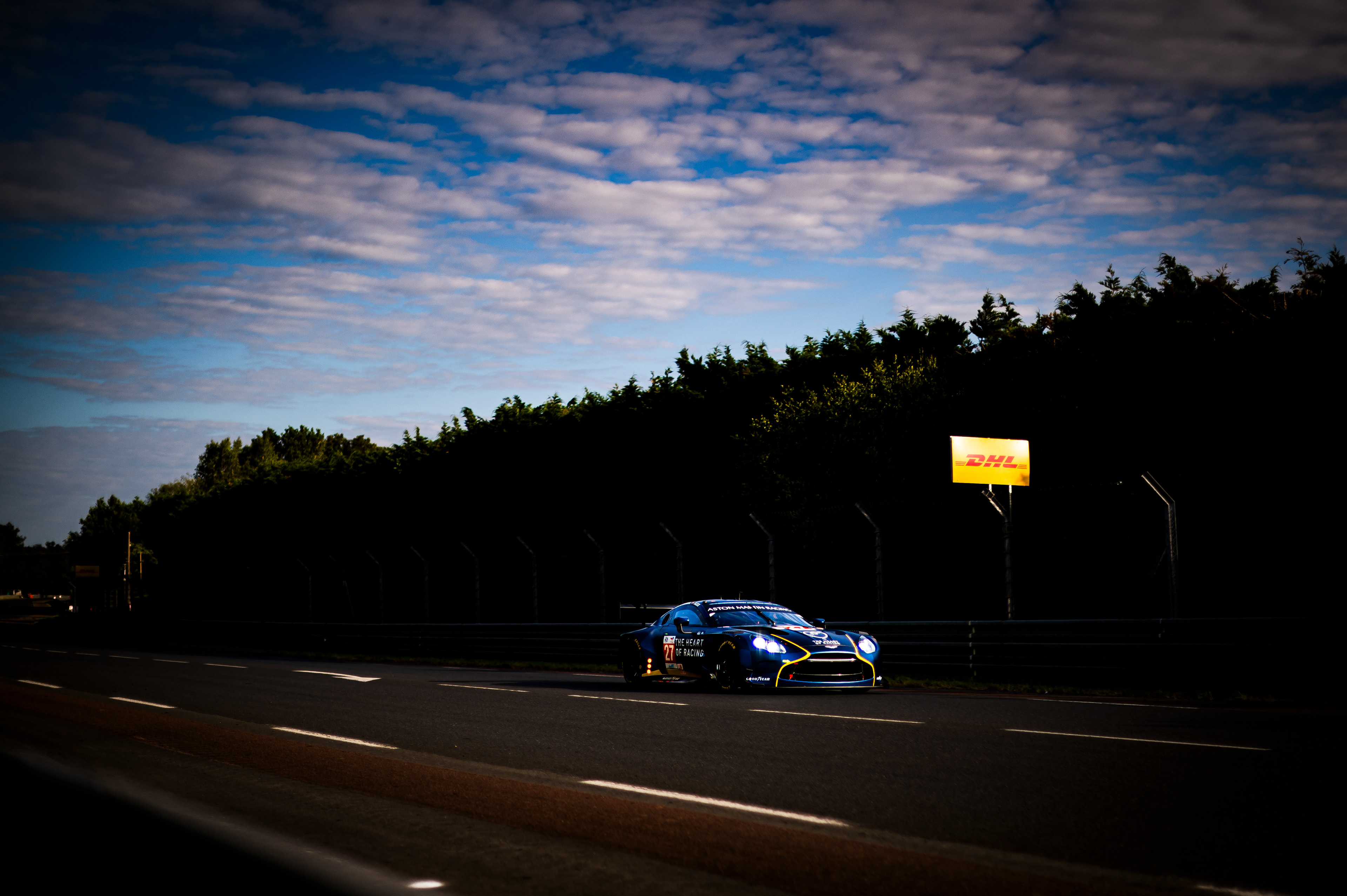 #27 Heart: Racing Team Aston Martin Vantage AMR LMGT3: Ian James, Daniel Mancinelli, Alex Riberas