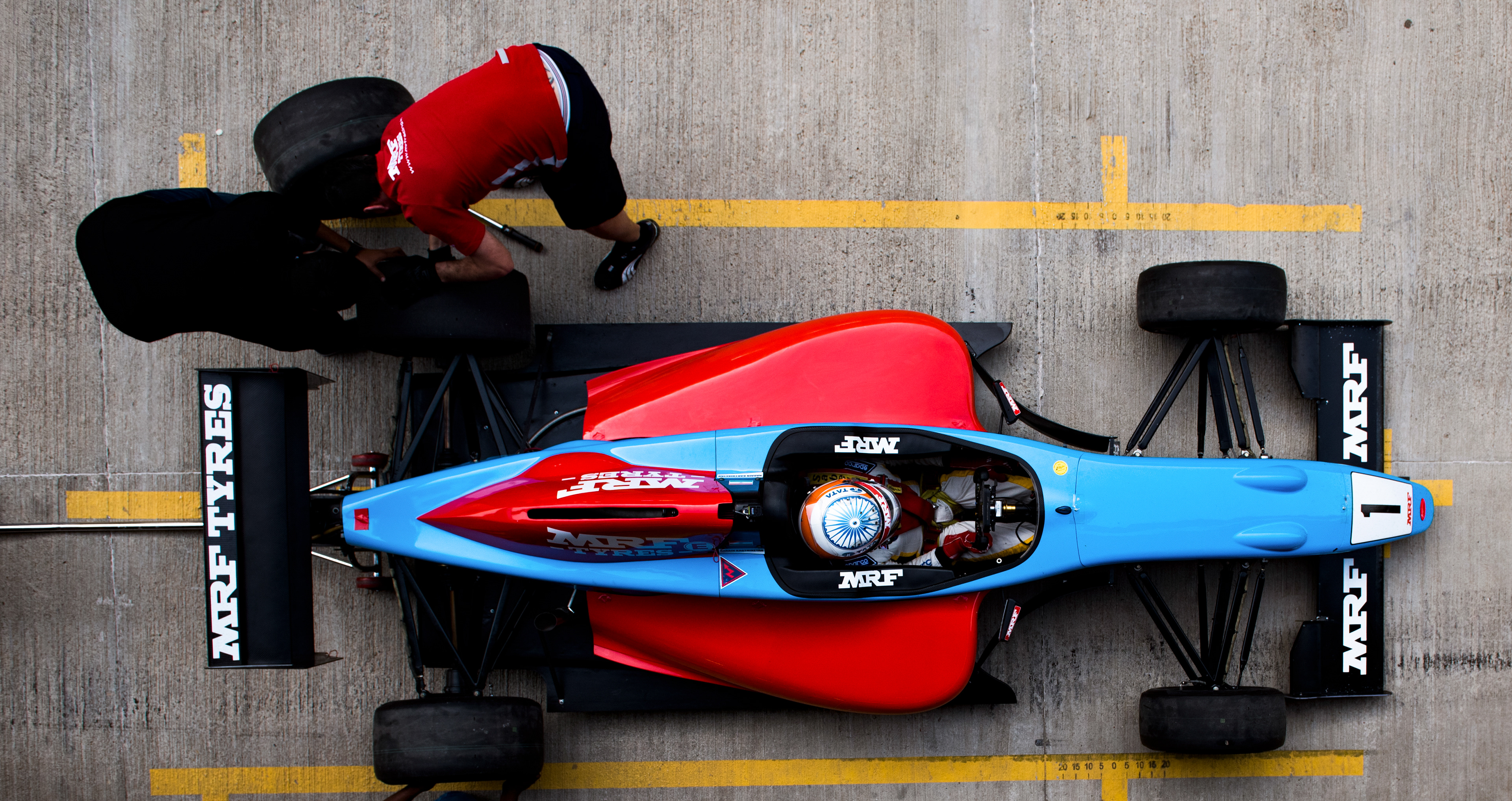 MRF F2000 - Narain Karthikeyan