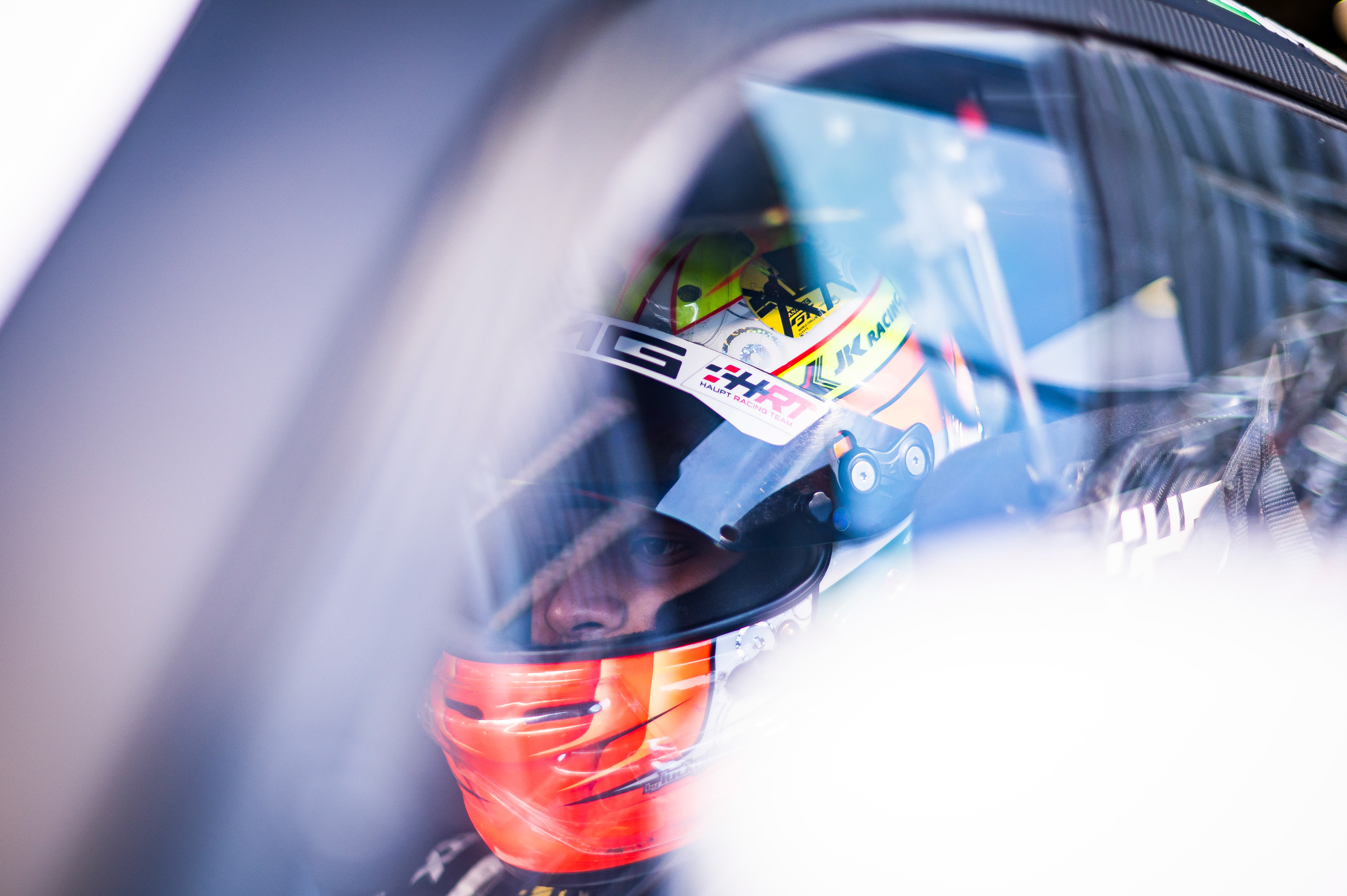 #77 Haupt Racing Team Mercedes-AMG GT3 EVO: Arjun Maini