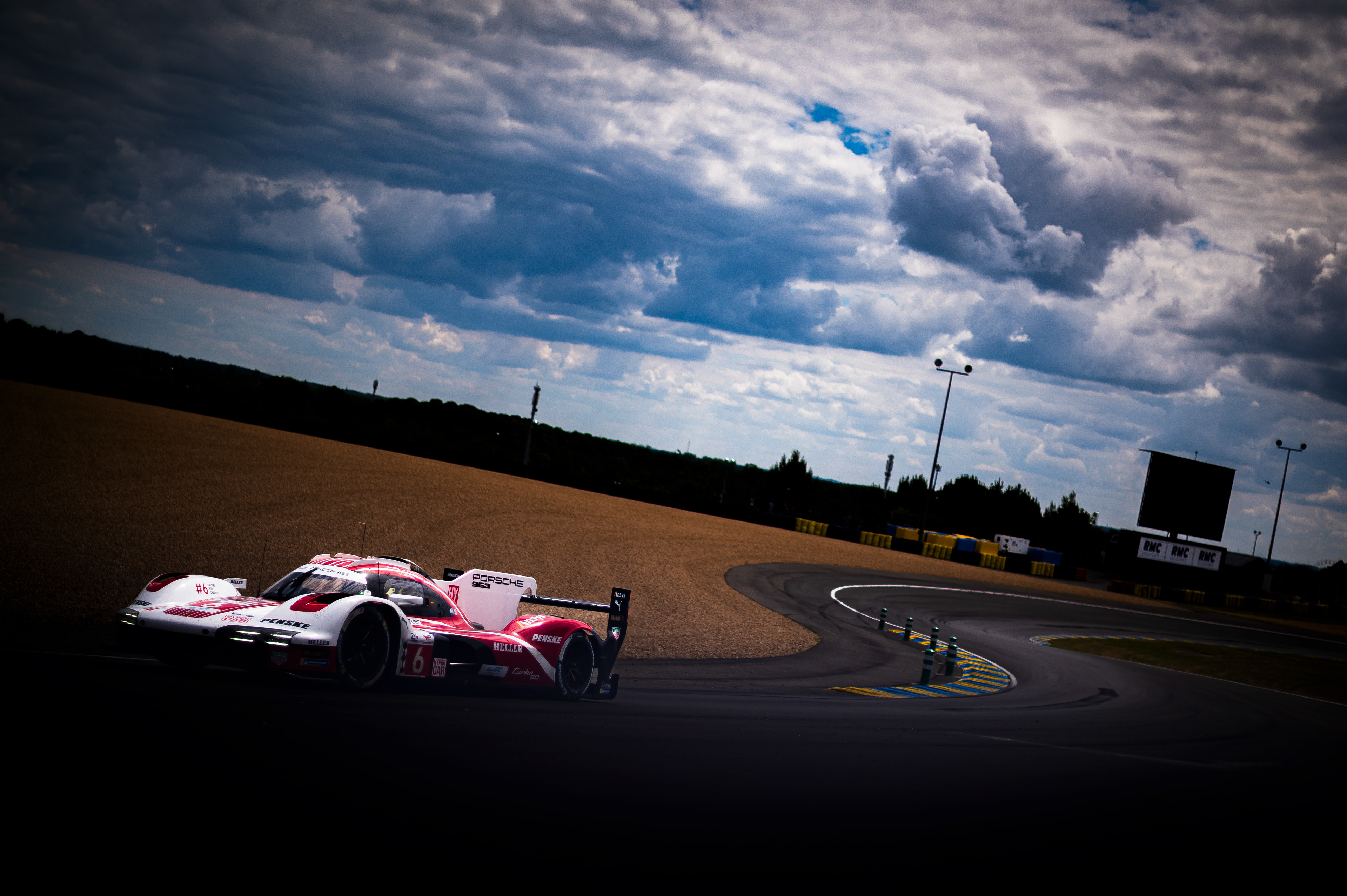 #6 Porsche Penske Motorsport Porsche 963: Kevin Estre, Andre Lotterer, Laurens Vanthoor
