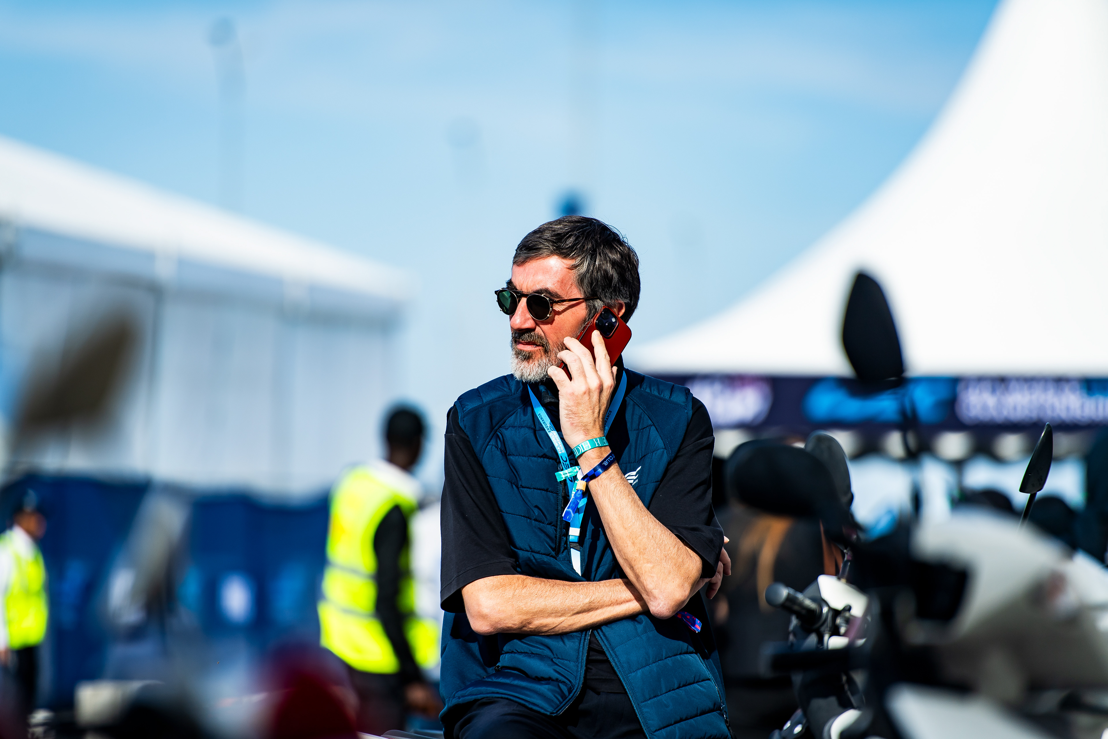 Touring Paris head - Thomas