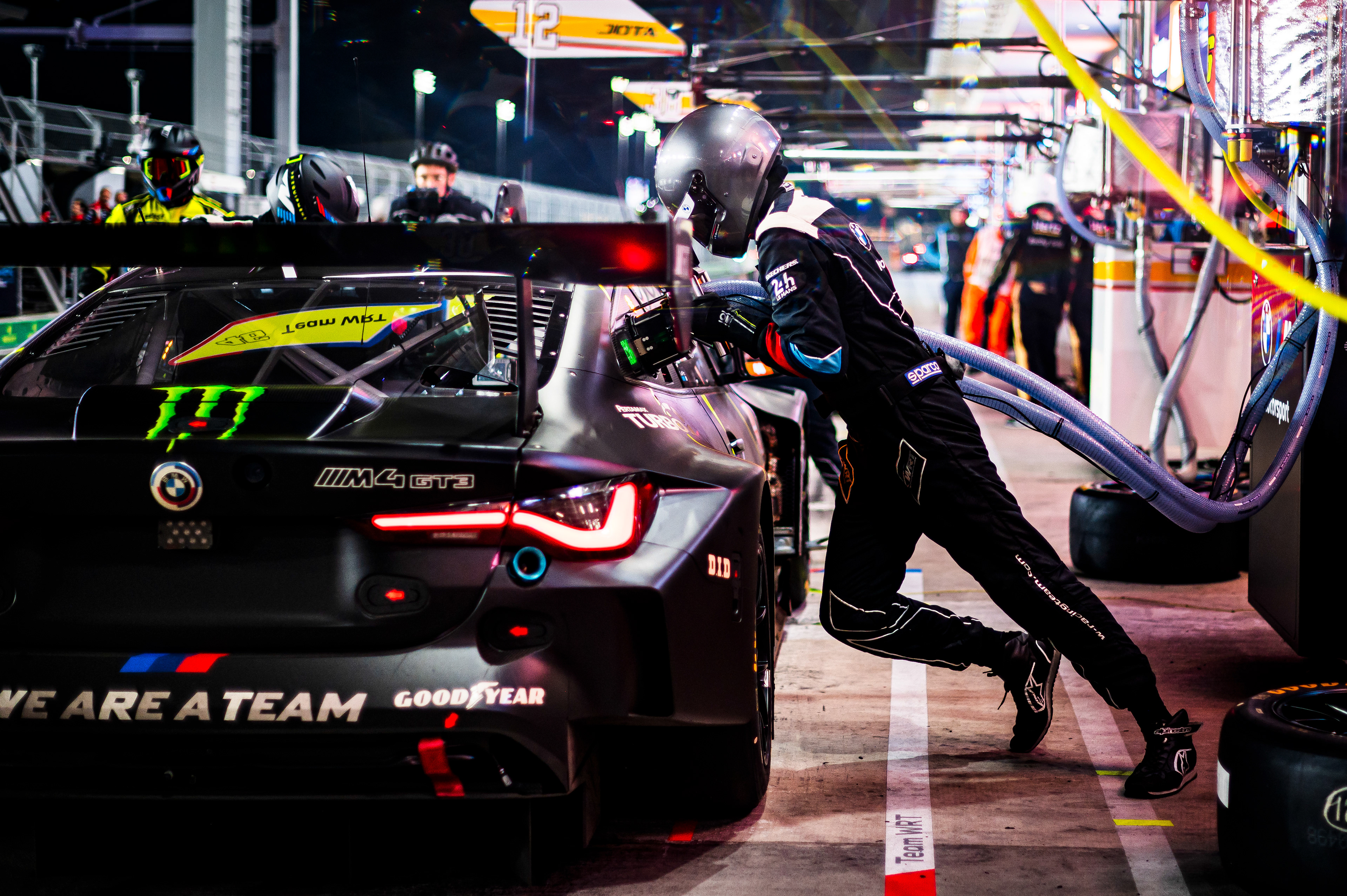 #46 TEAM WRT BEL G BMW M4 LMGT3 Pit Stop