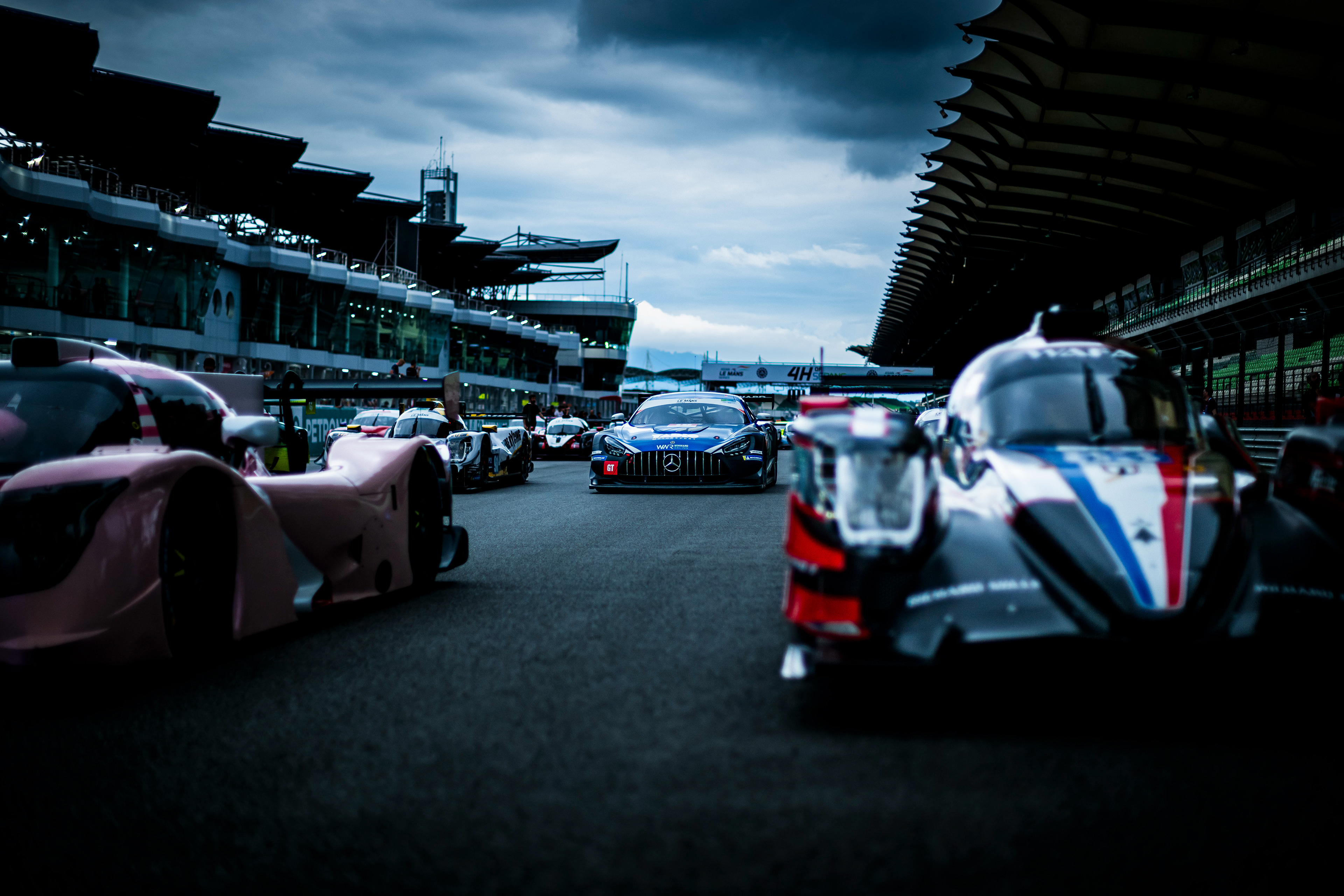 #16 Winward Racing Mercedes-AMG GT3 EVO: Maro Engel, Viktor Shaytar, Sergey Stolyarov