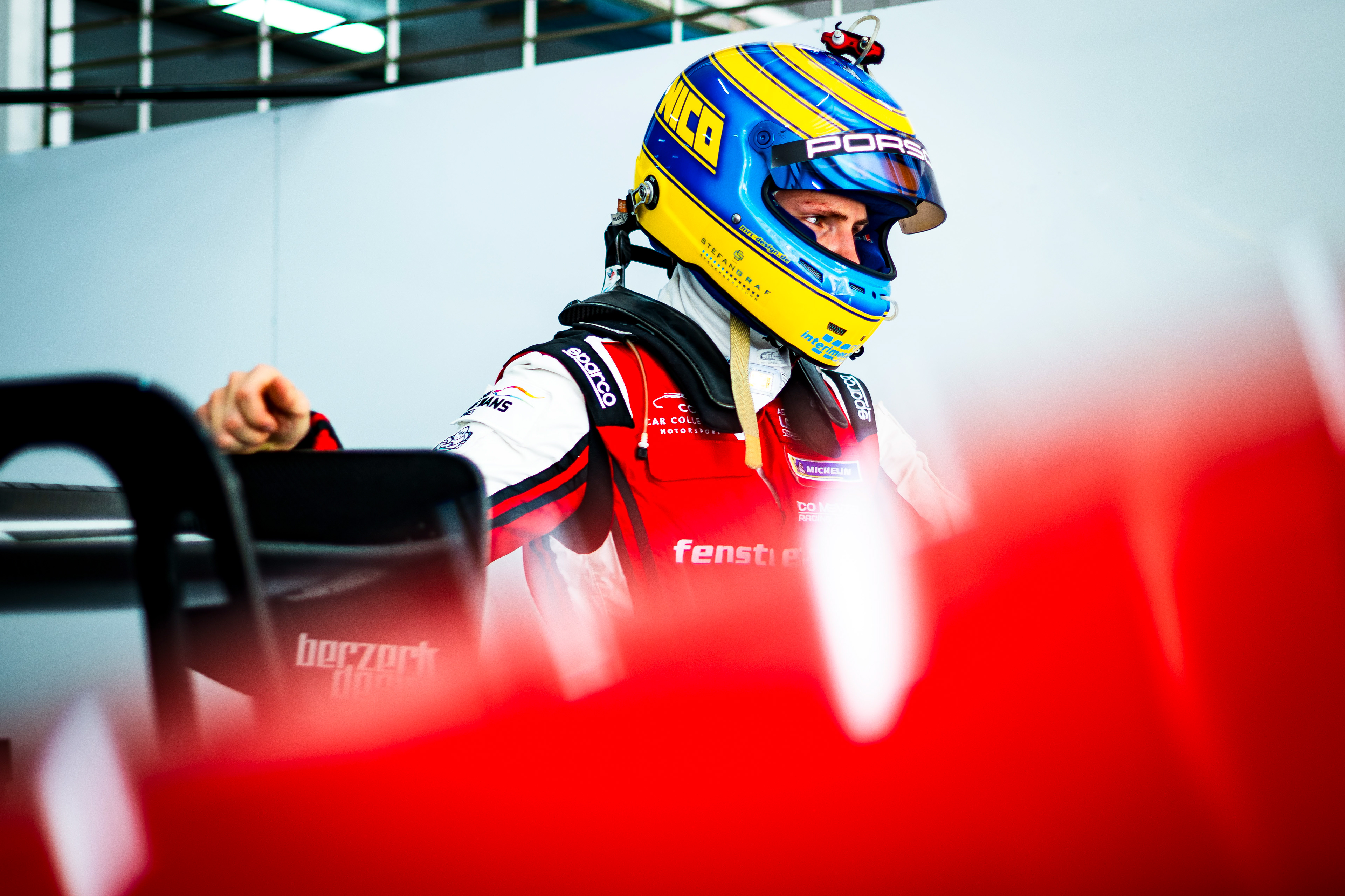 #12 Car Collection Porsche 911 GT3 R: Nico Menzel