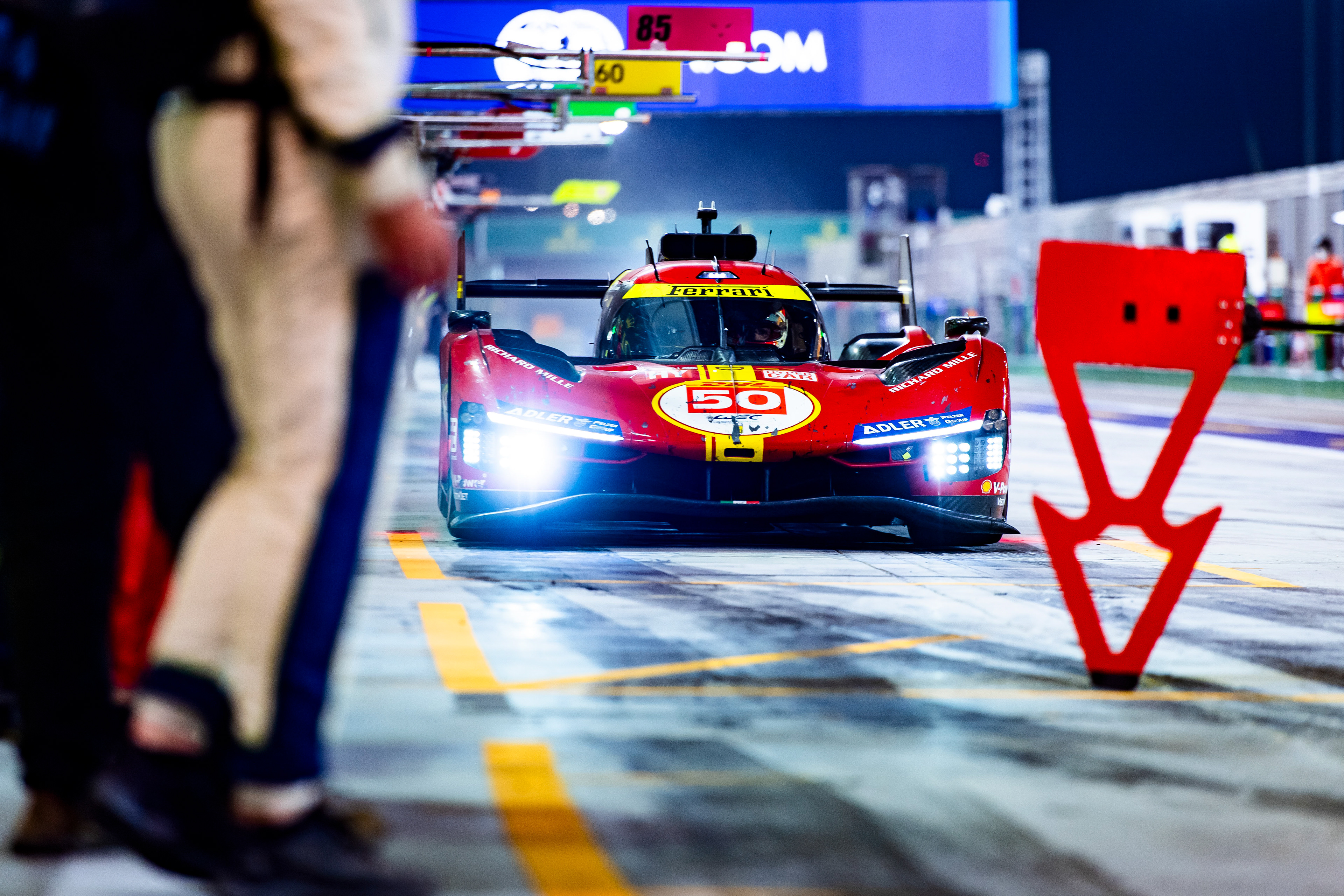 Ferrari Hypercar Pitstop