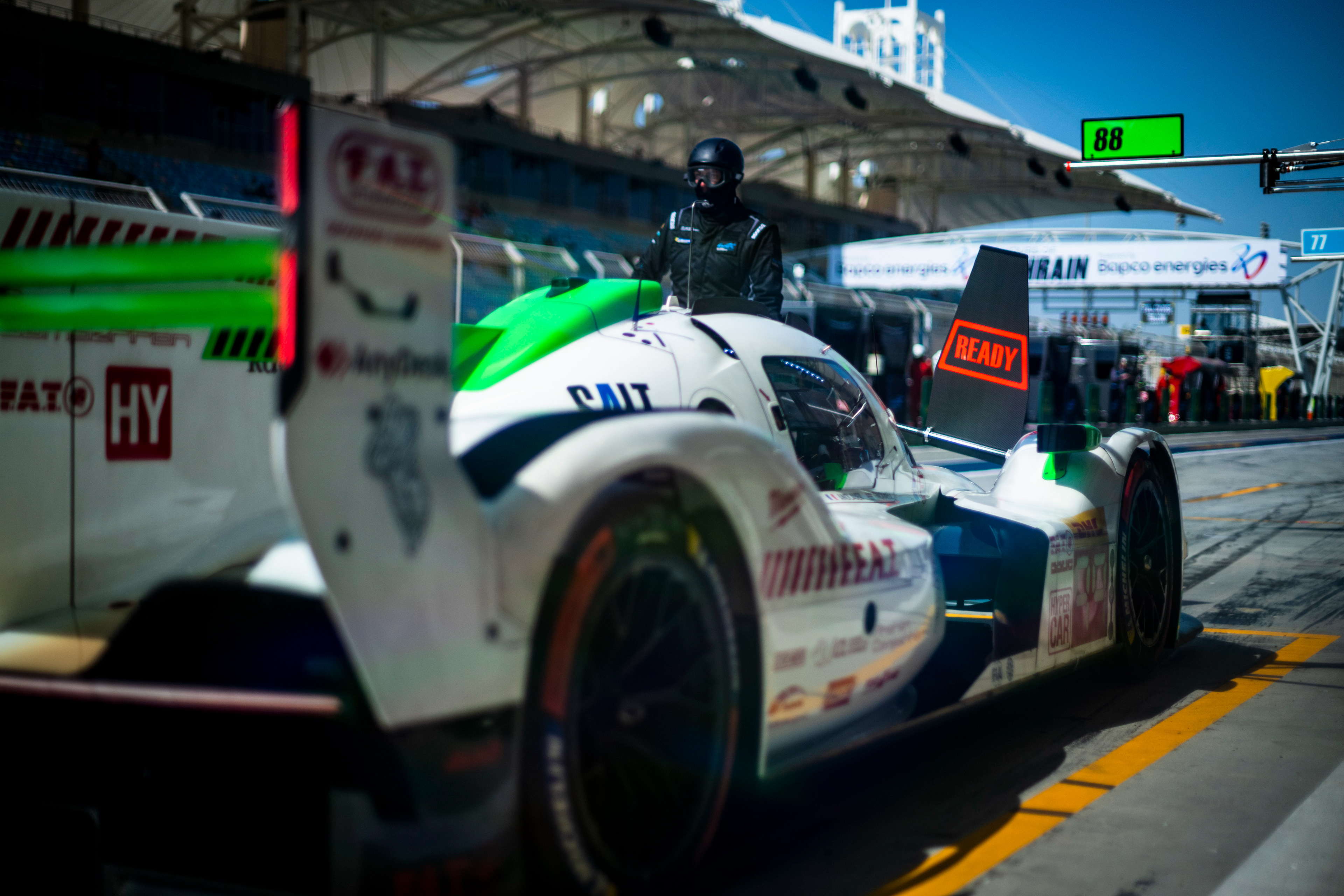 99 Proton Competition Porsche 963: Harry Tincknell, Neel Jani, Julien Andlauer