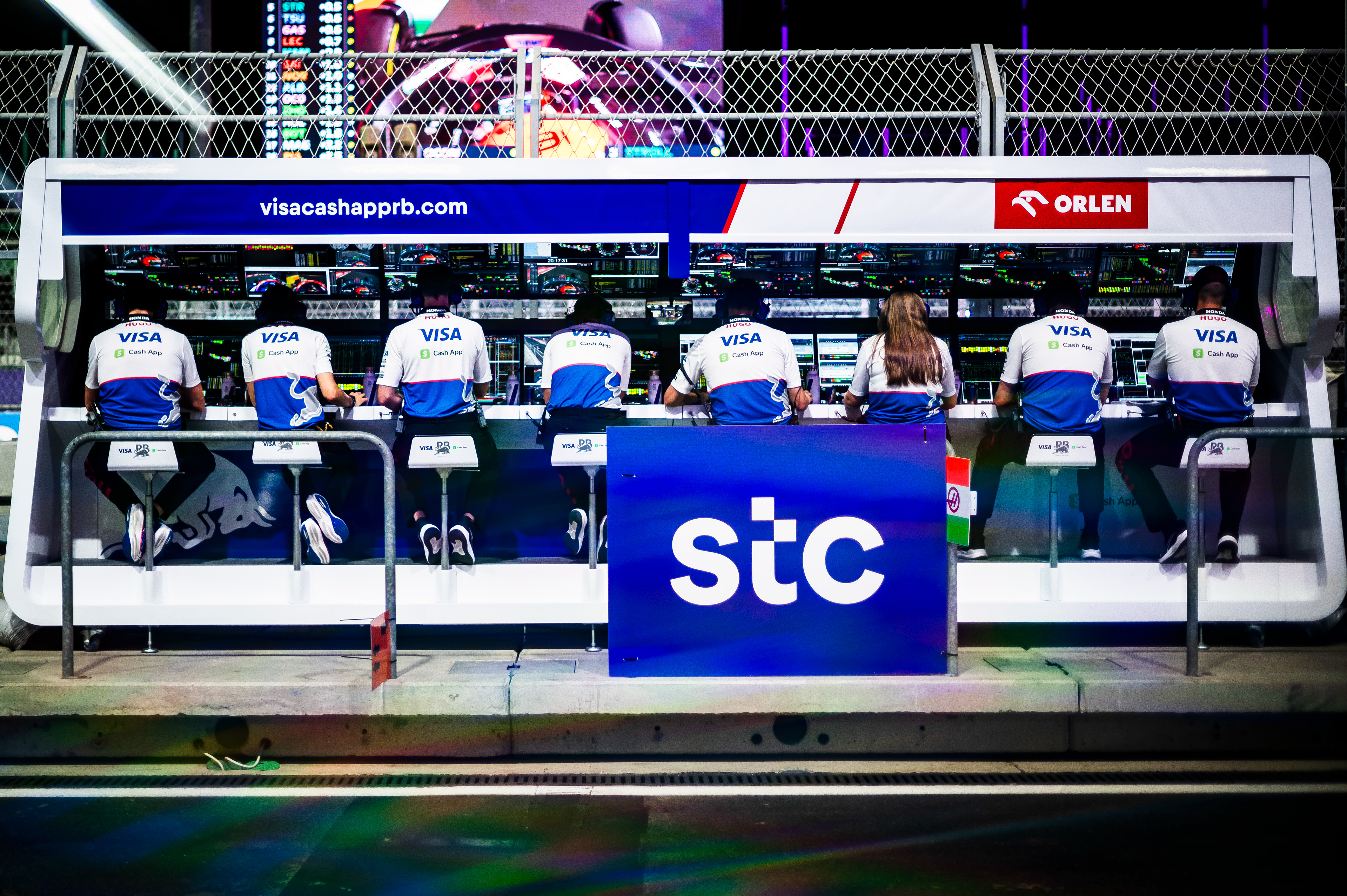 Team Visa Cash App Racing Bull 