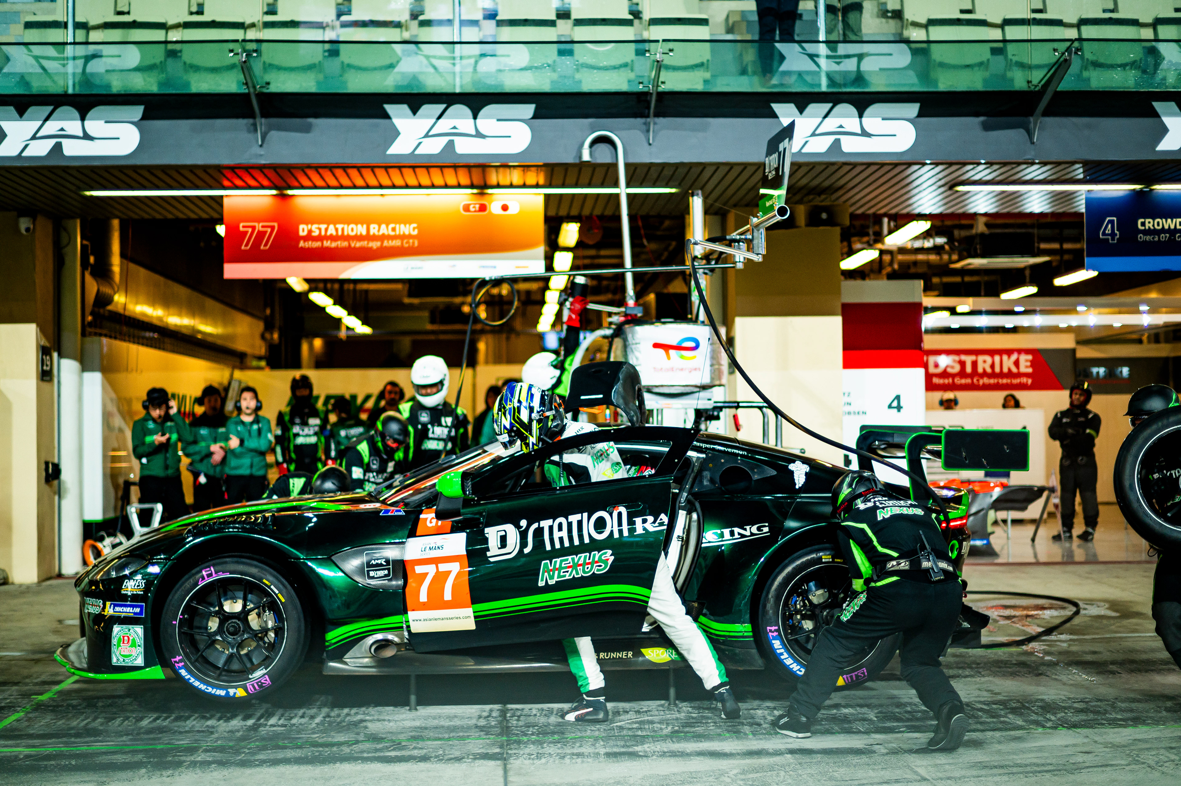 #77 D'STATION RACING Aston Martin Vantage AMR GT3 of Satoshi Hoshino, Tomonobu Fujii, Casper Stevenson