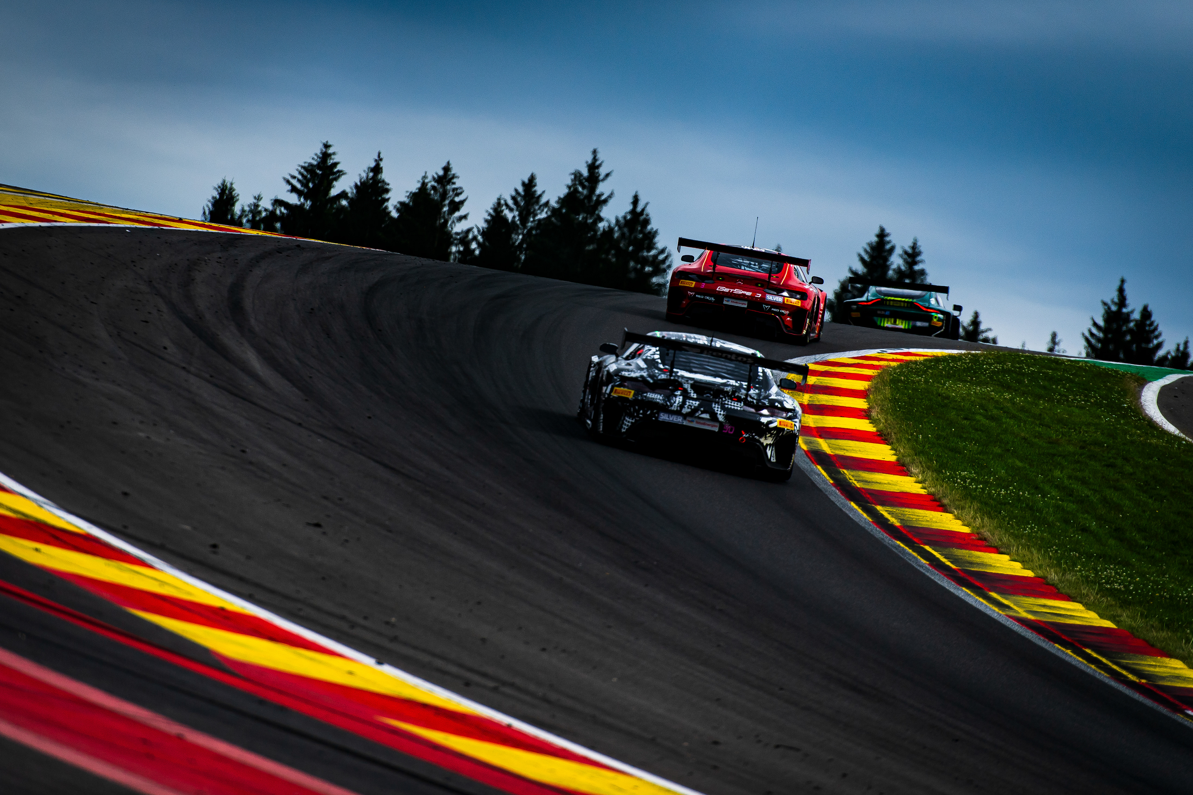 #90 Madpanda Motorsport Mercedes-AMG GT3 EVO: Ezequiel Perez Companc, Patrick Assenheimer x #3 GetSpeed Mercedes-AMG GT3 EVO: Anthony Bartone, James Kell, Yannick Mettler, Aaron Walker