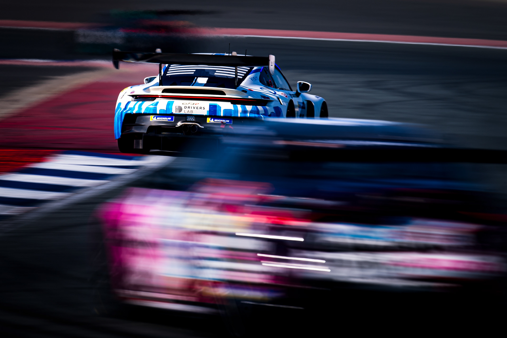 #24 DINAMIC GT of Stanislav Minsky, Klaus Bachler, Loek Hartog, Anders Fjordbach, Thomas Kiefer