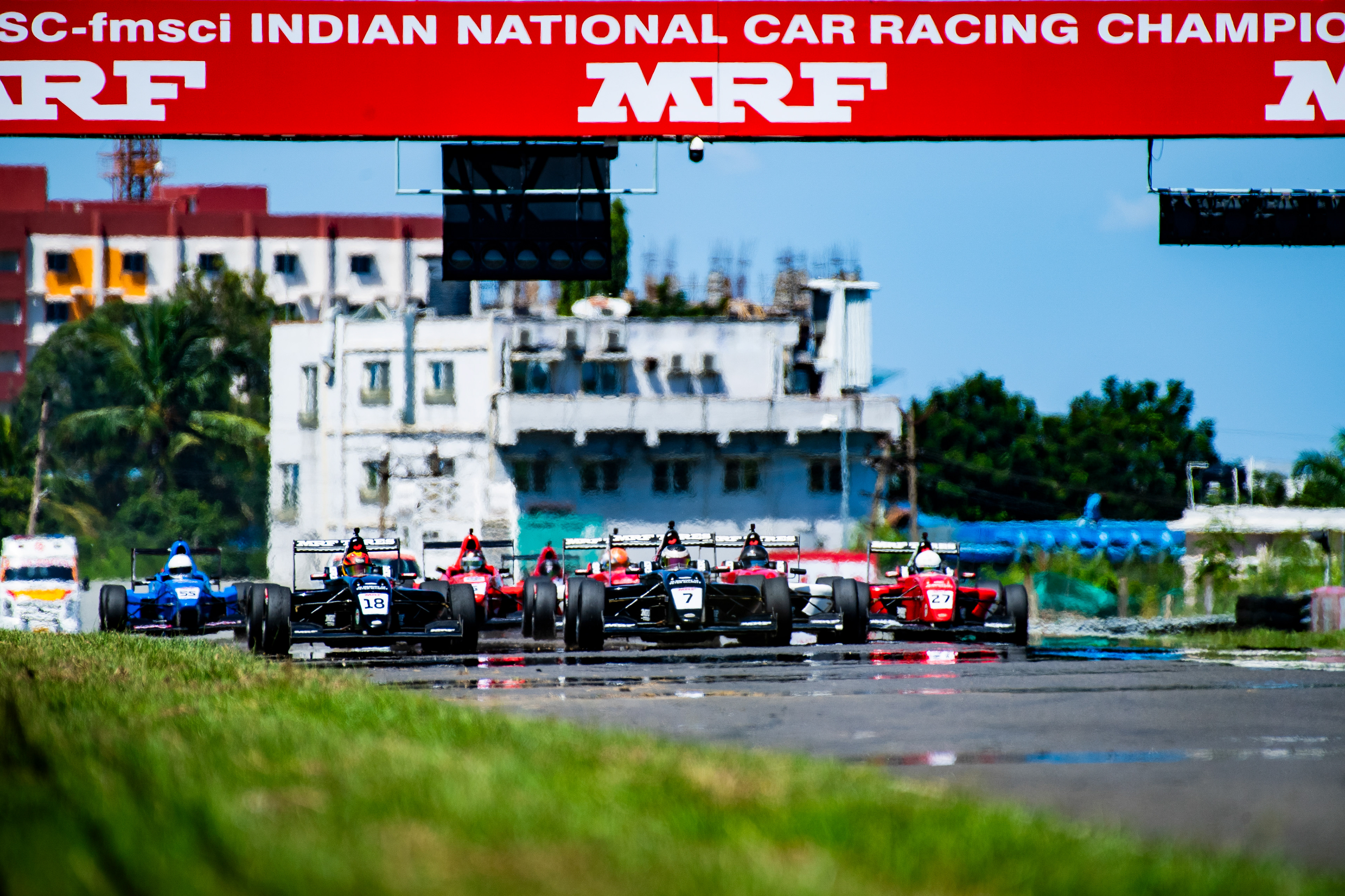 MRF F2000 Race start