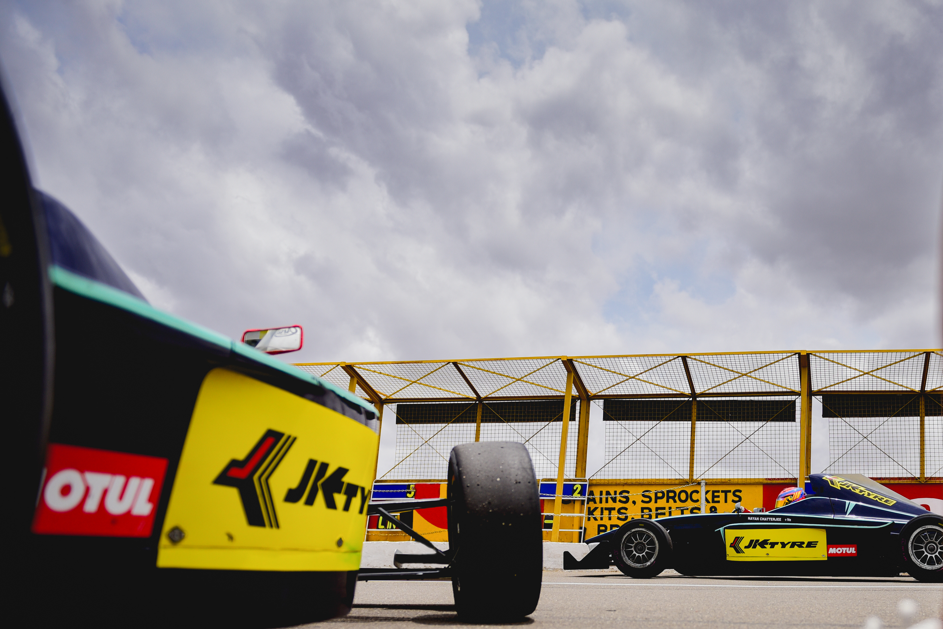 JK Tyre FB02- Pit exit
