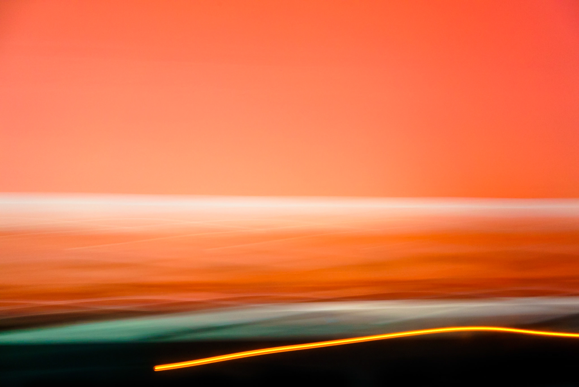 Photo Rouge/Noir - Série Rays - Photo de Caroline Constant