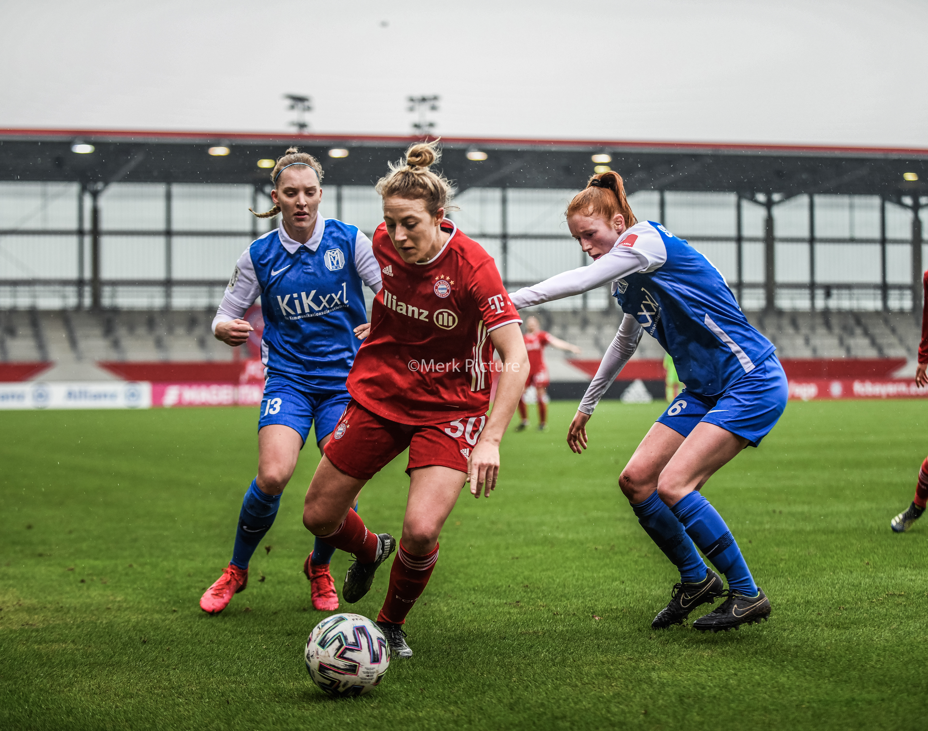 Simon, Carolin (FC Bayern Muenchen 30)