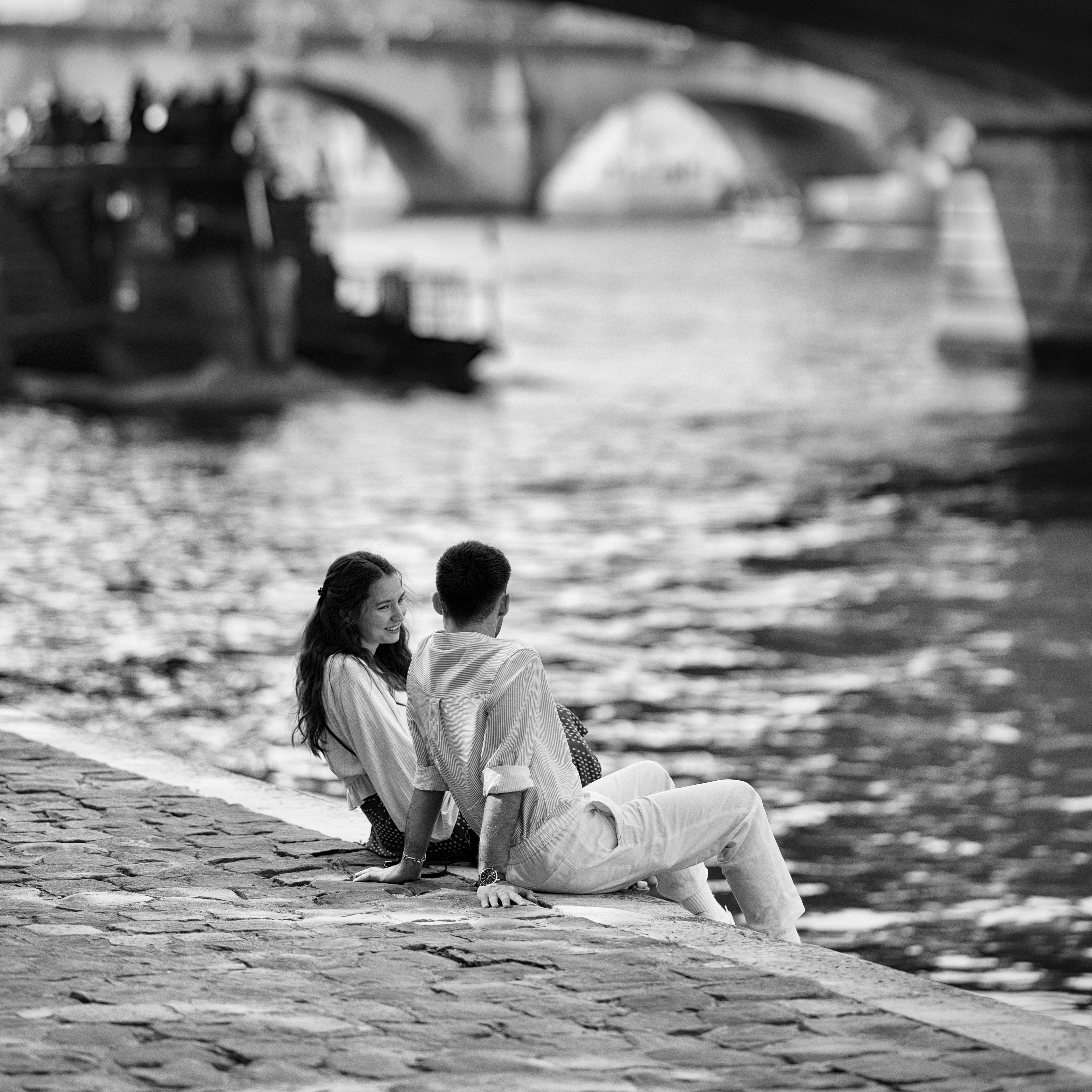 A summer moment by the Seine, along the Quai Malaquais. Featured by Monomoods.