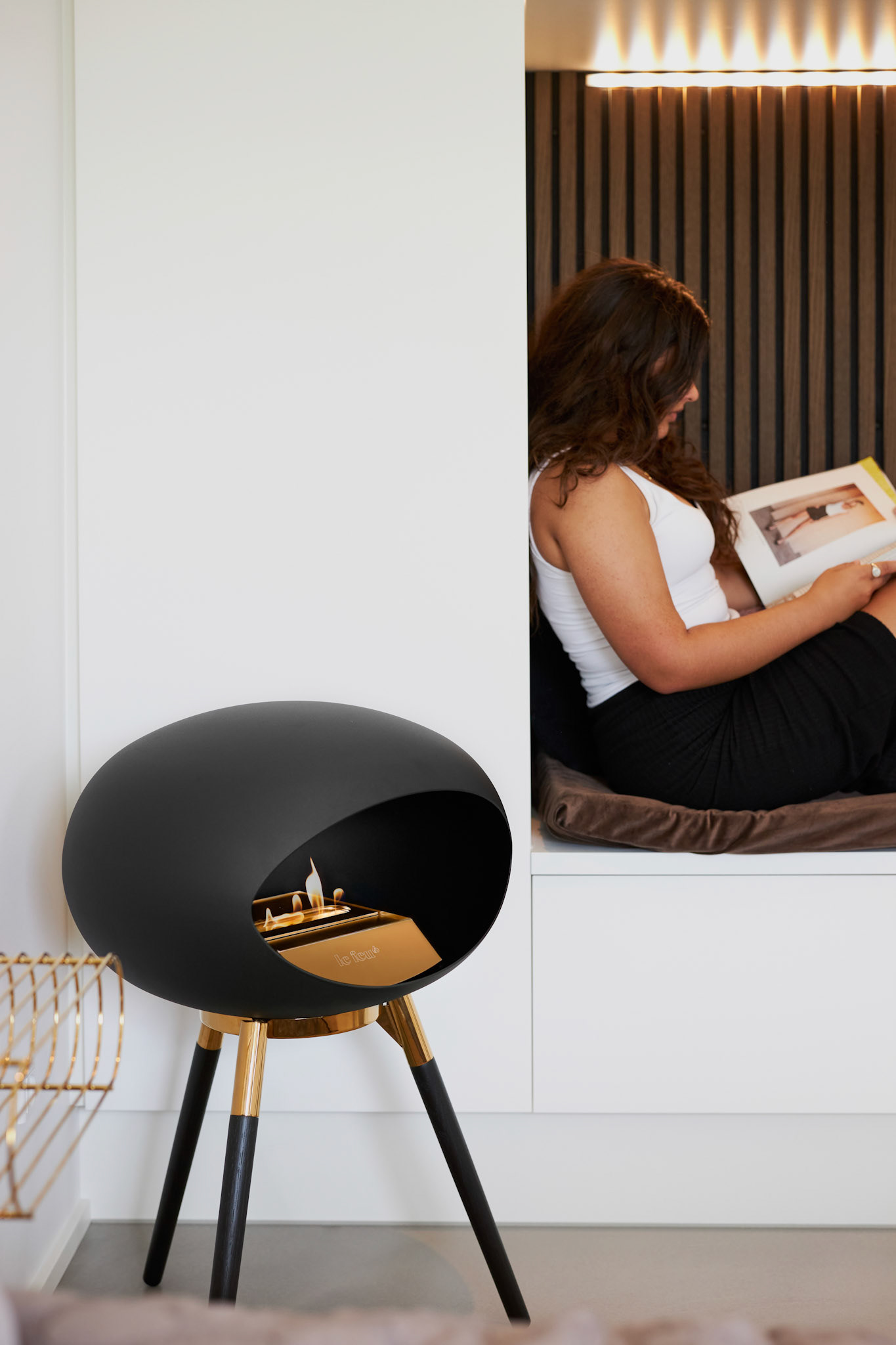 800133 - Black Ground Low - Rose Gold - Black Oak Legs-2.jpg