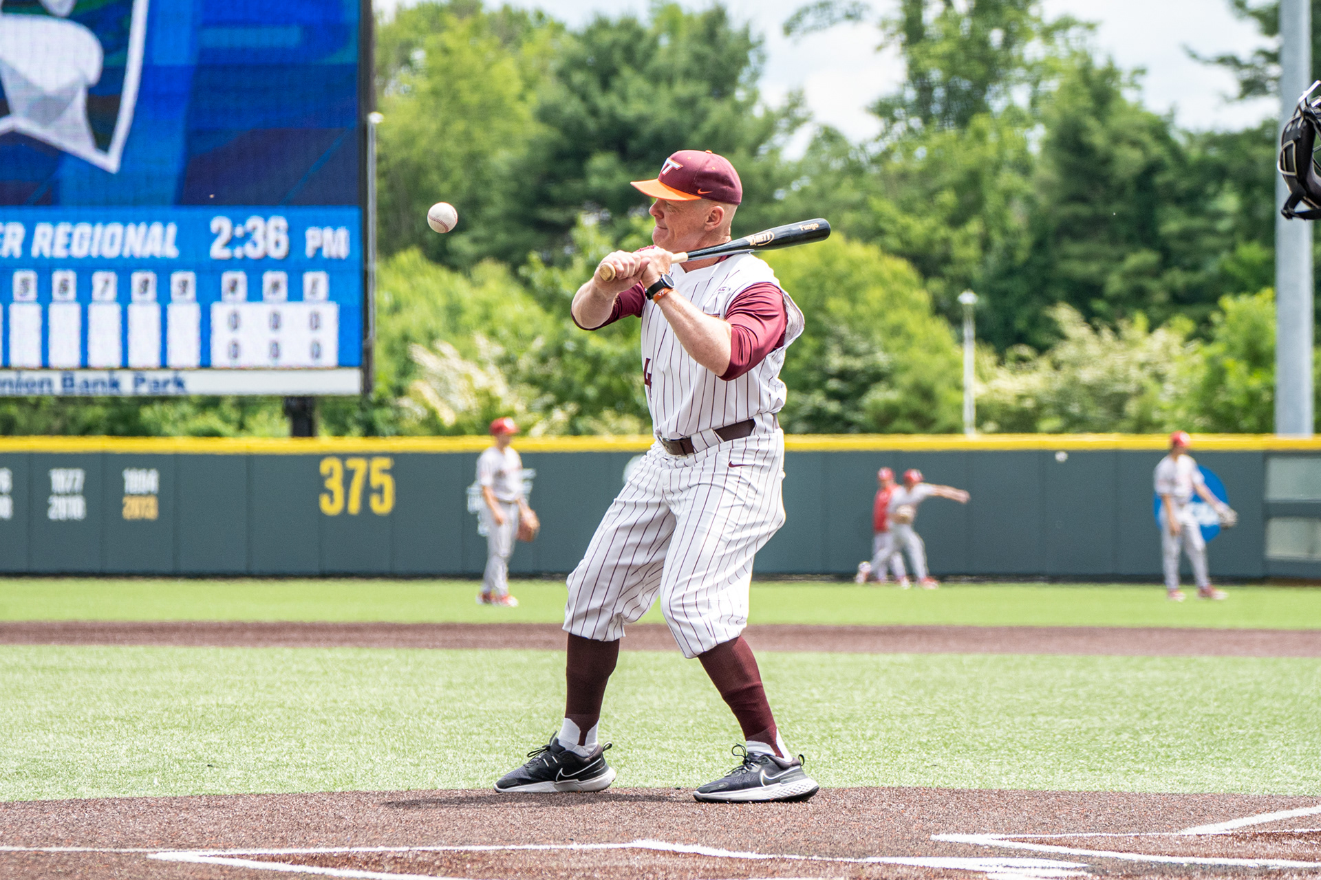 PREGAME VS OKLAHOMA (GAME 1)