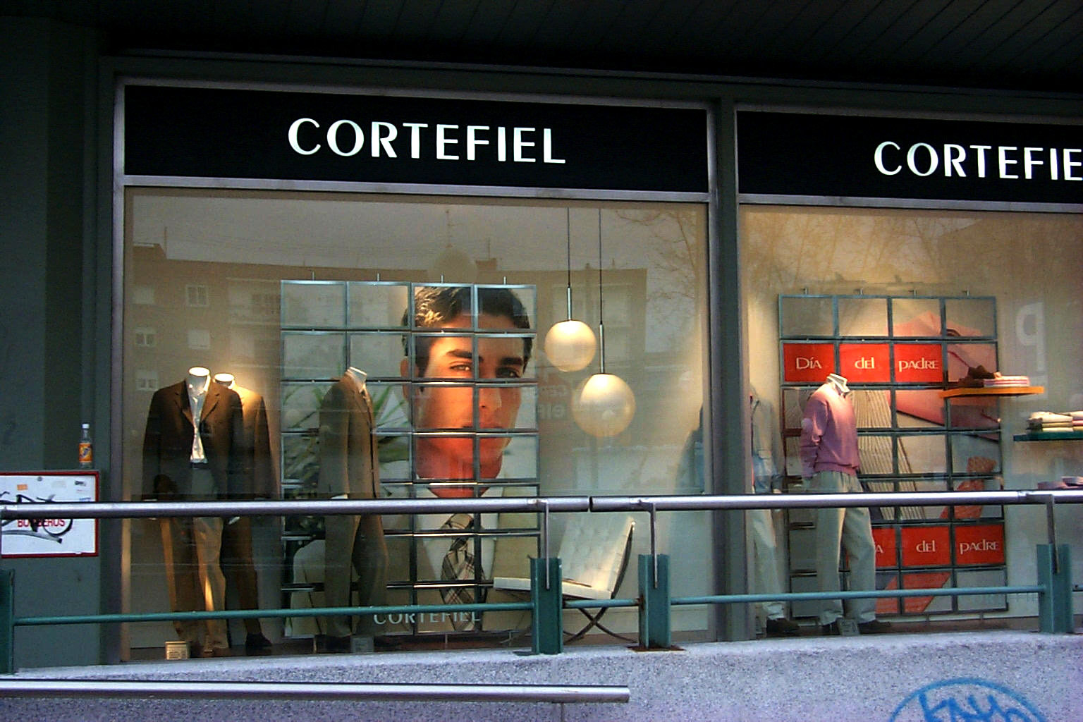 Escaparates Cortefiel
