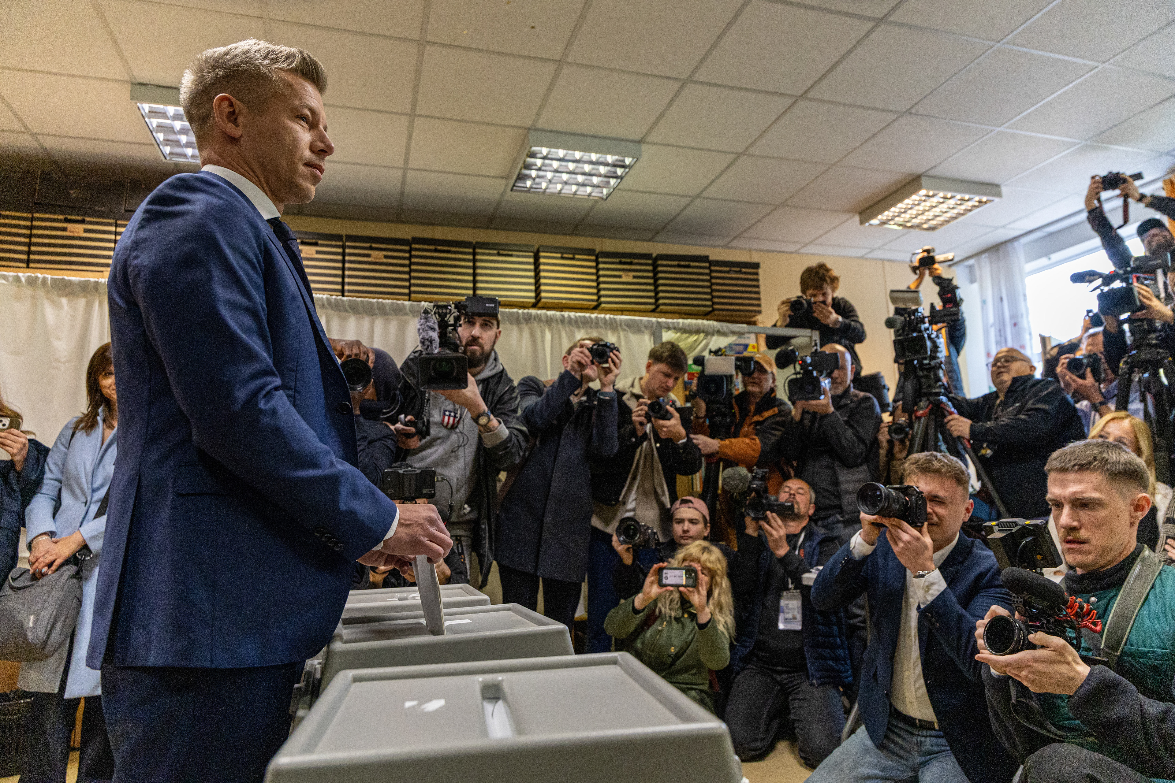 Peter Magyar casts his vote in the elections.