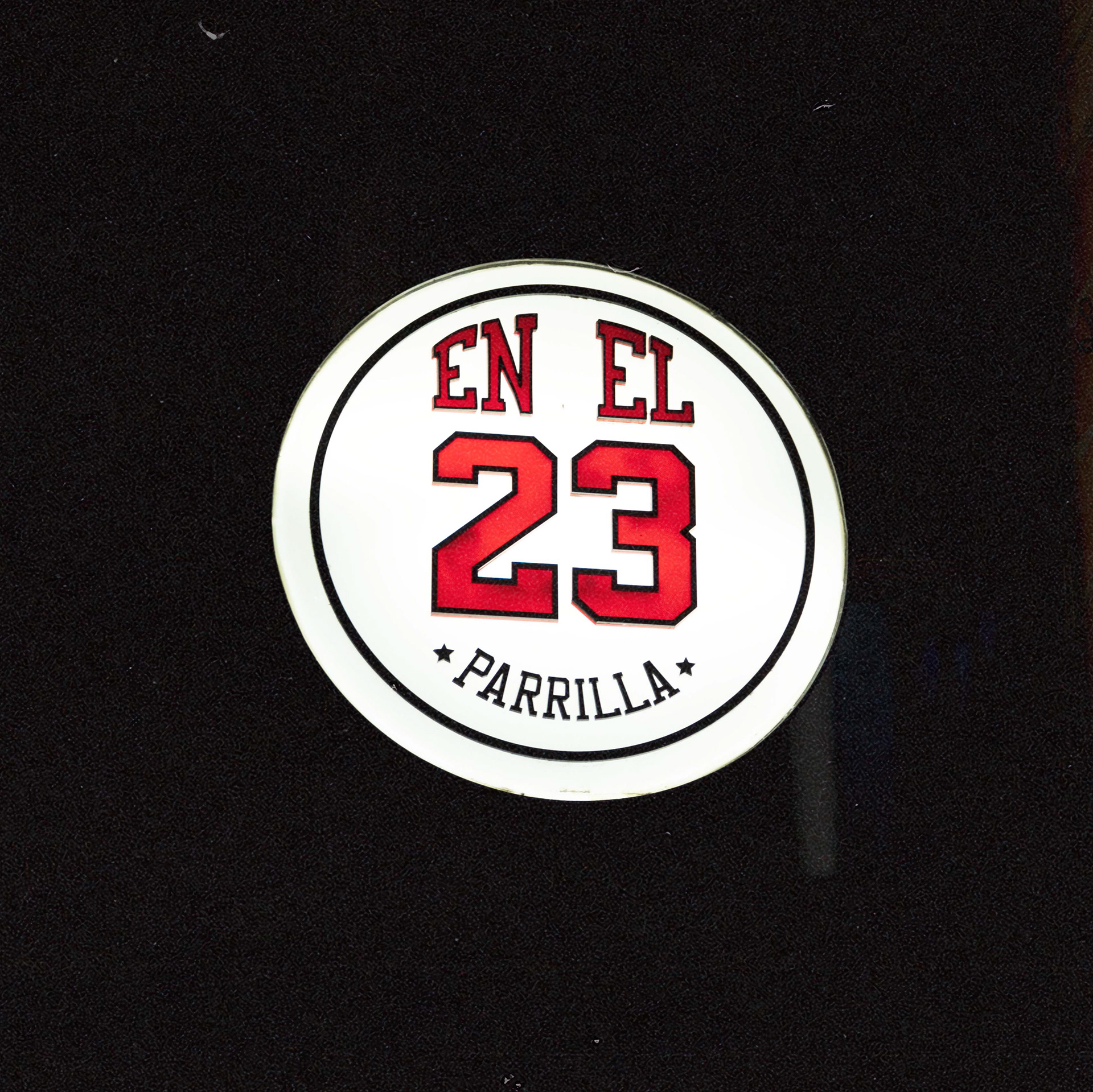 En el 23 parrilla