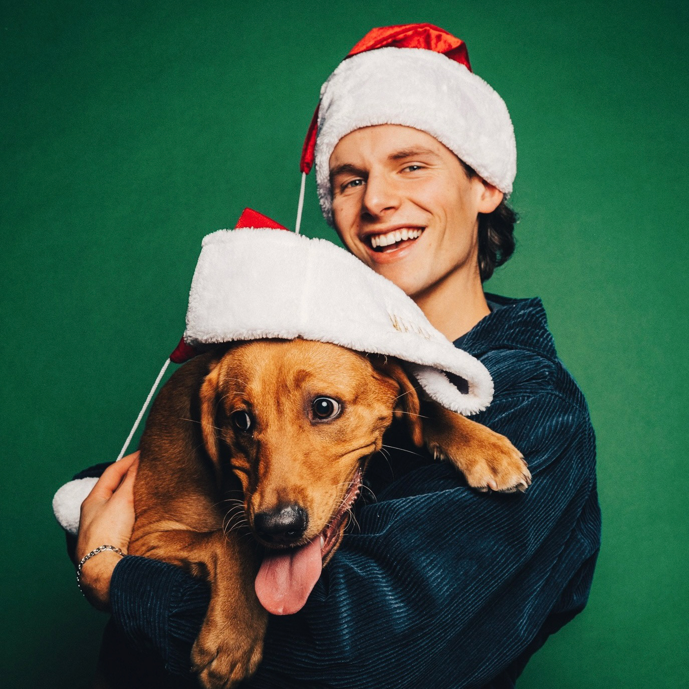 Christmas card photo with Honey, Everett. December, 2020.
