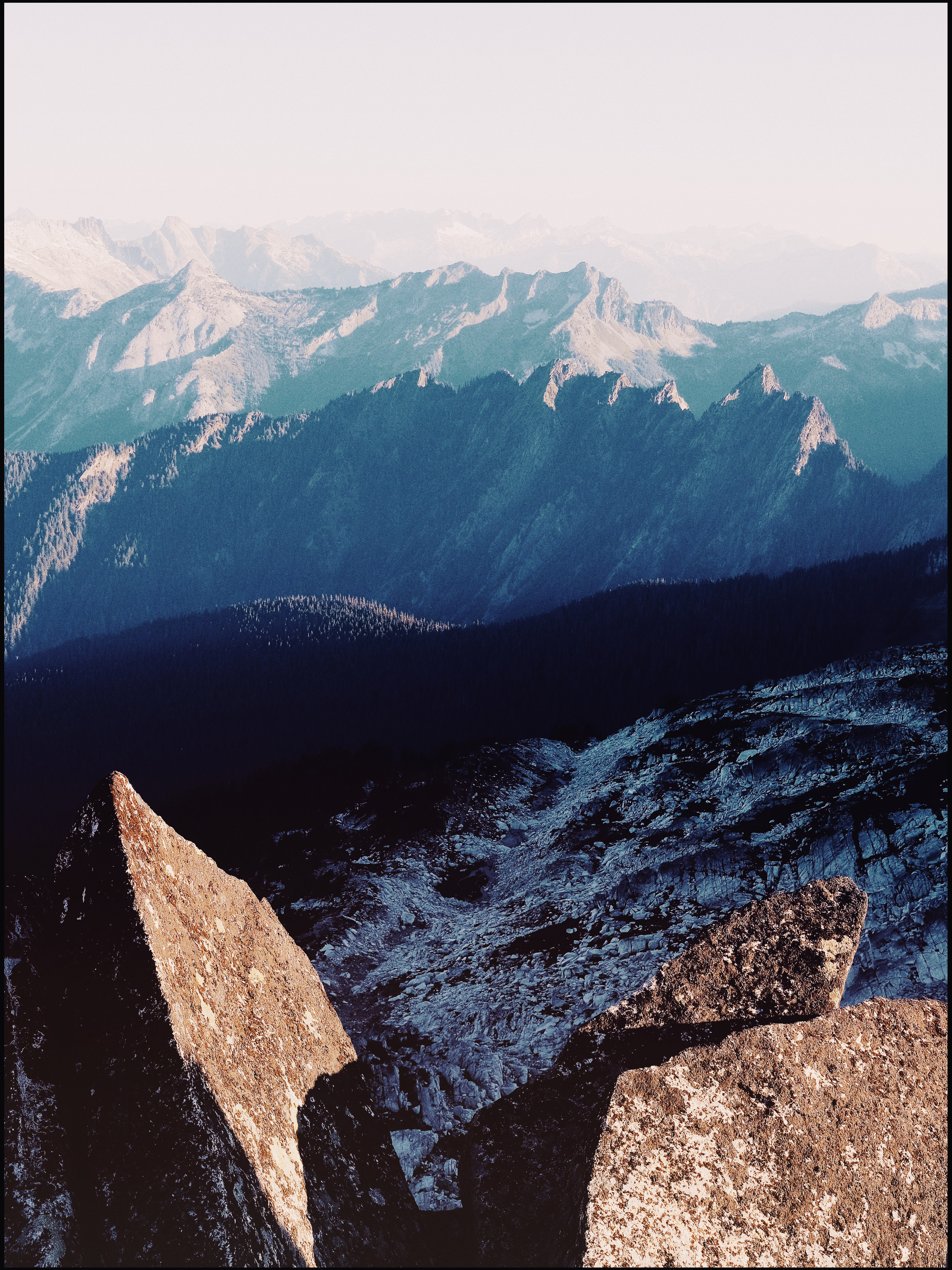 North Cascades from Hidden Lake Lookout, August 2025.
