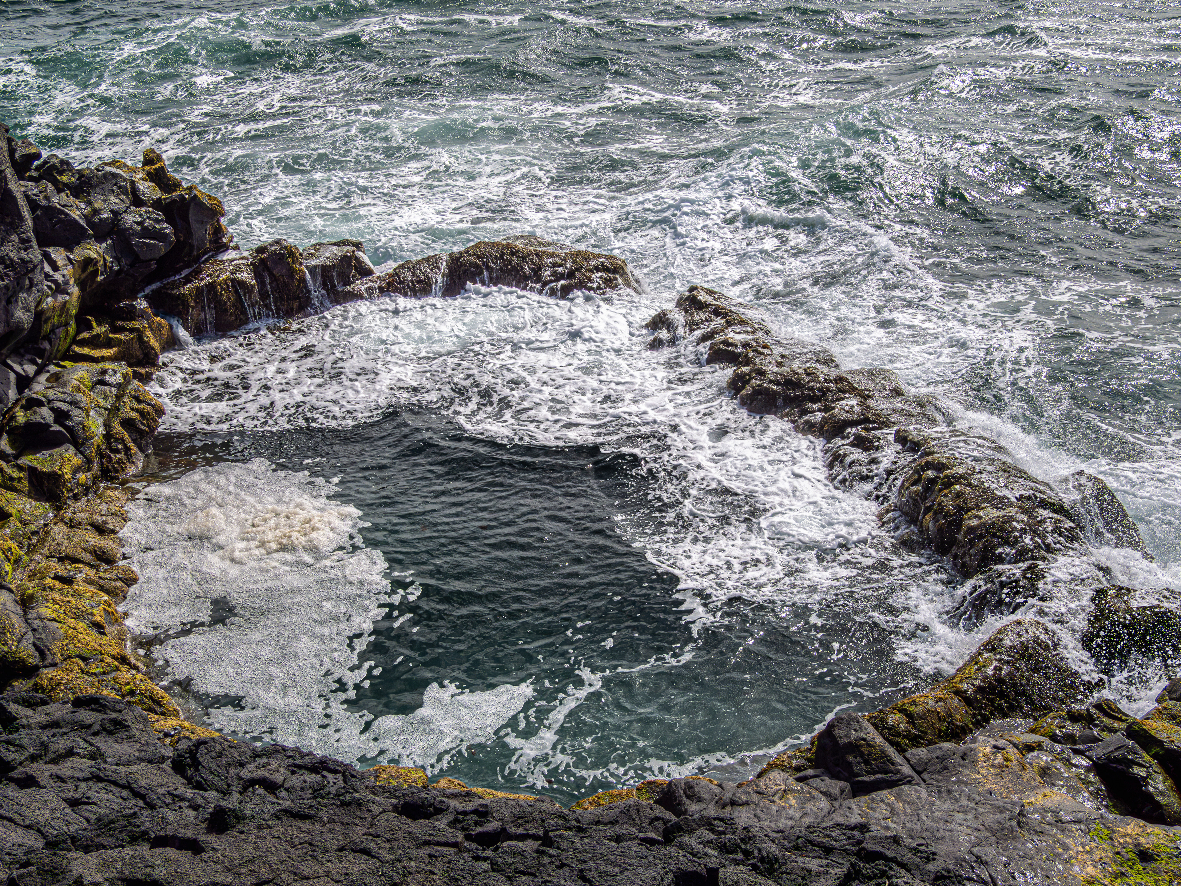 Brimketill lava rock pool