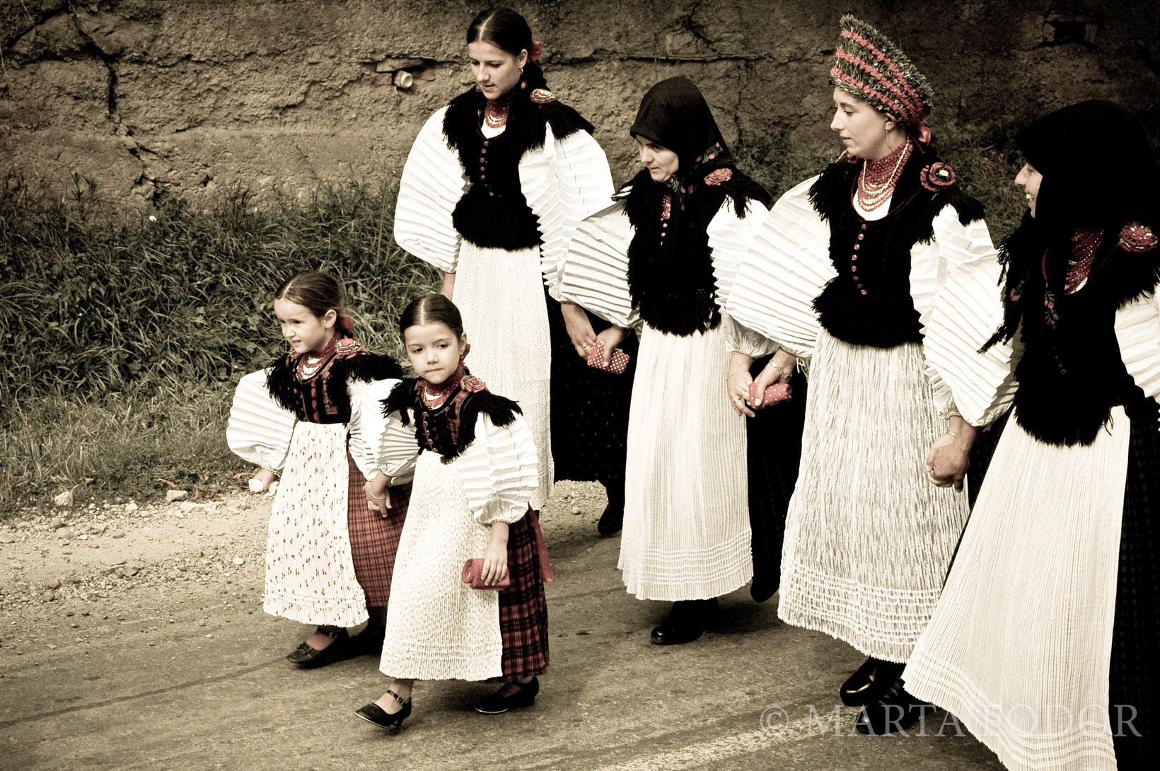 Wedding procession to the church, Szék, Romania