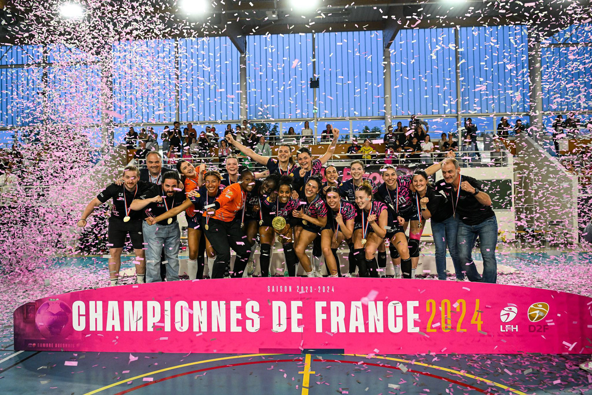 podium championnes D2F handball